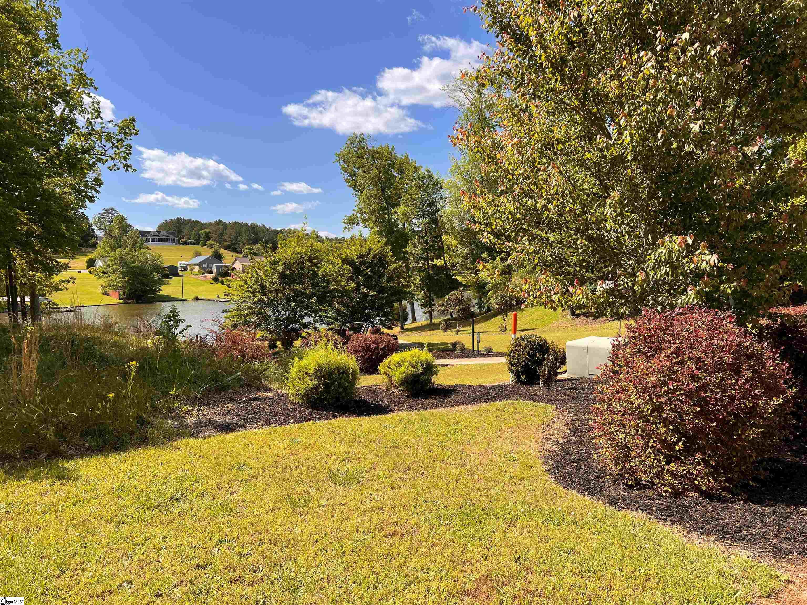 King, Greenwood, South Carolina image 34