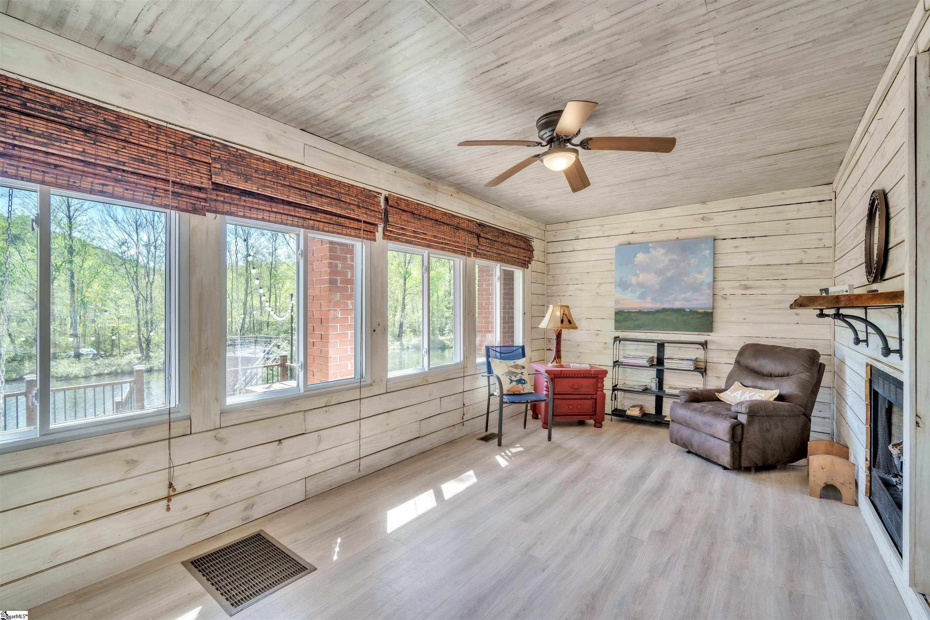 1506 W Lakeshore, Landrum, South Carolina image 2