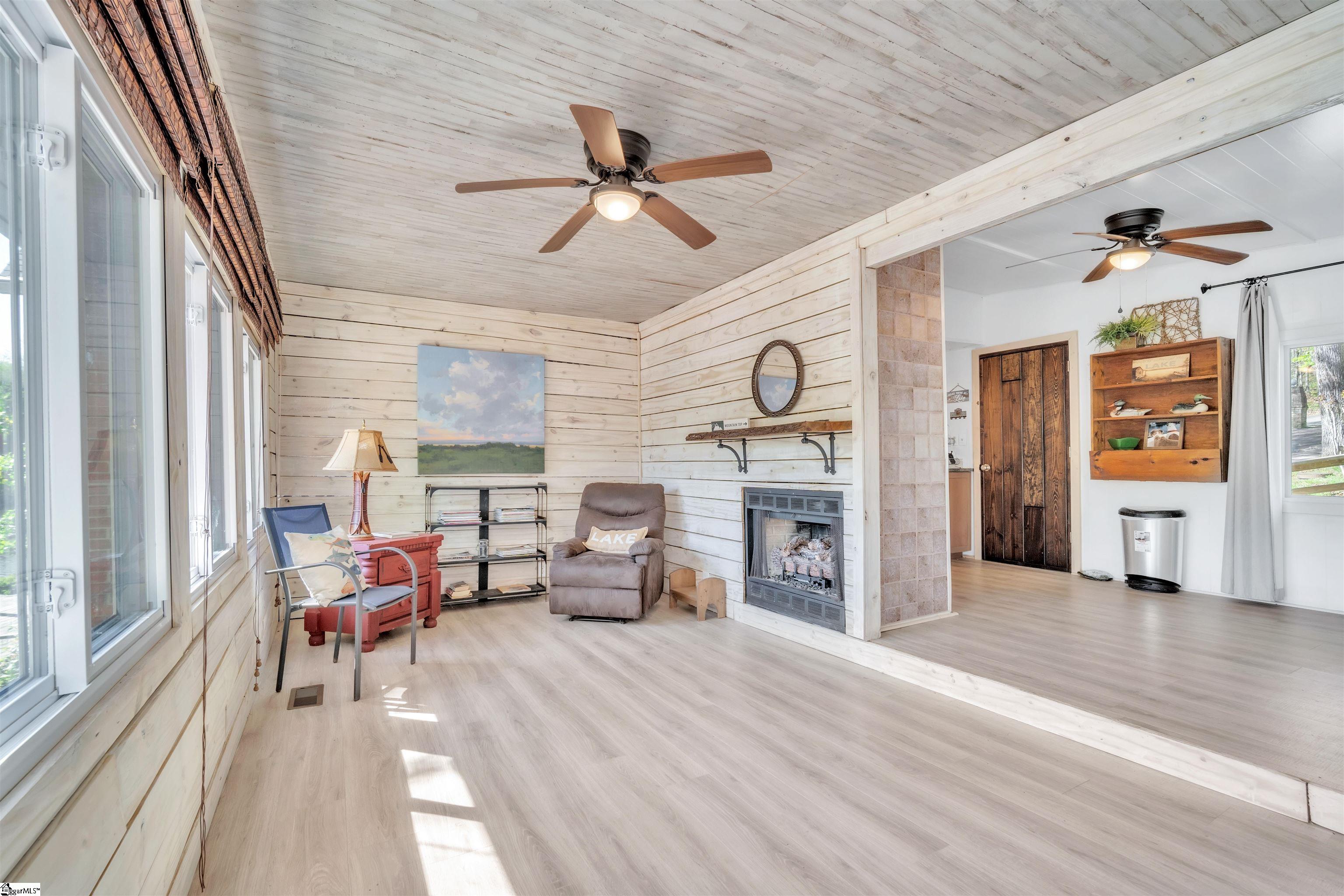 1506 W Lakeshore, Landrum, South Carolina image 13