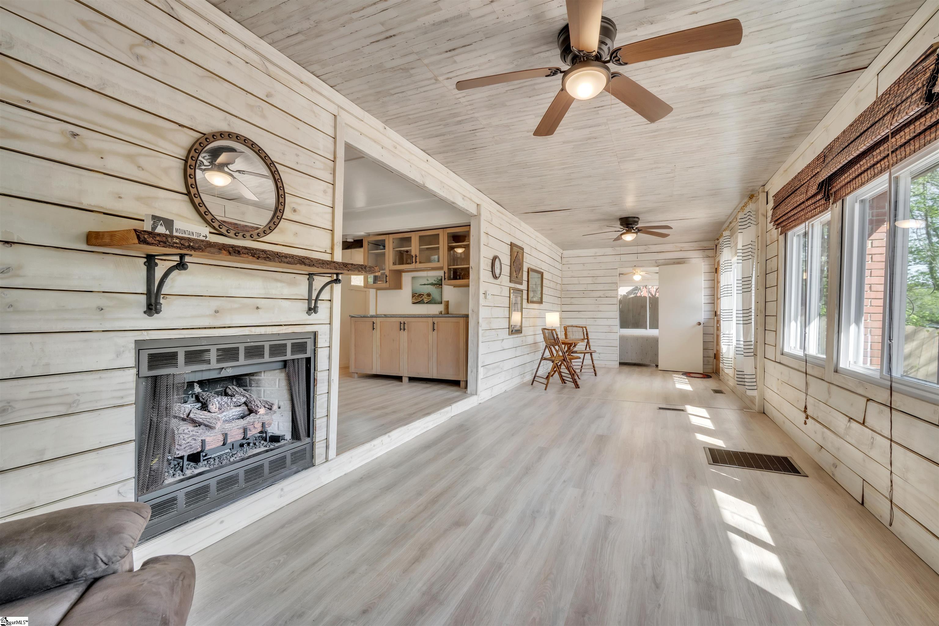 1506 W Lakeshore, Landrum, South Carolina image 3