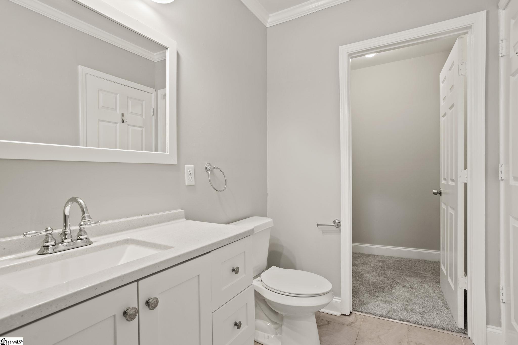 38 4th, Greenville, South Carolina image 19