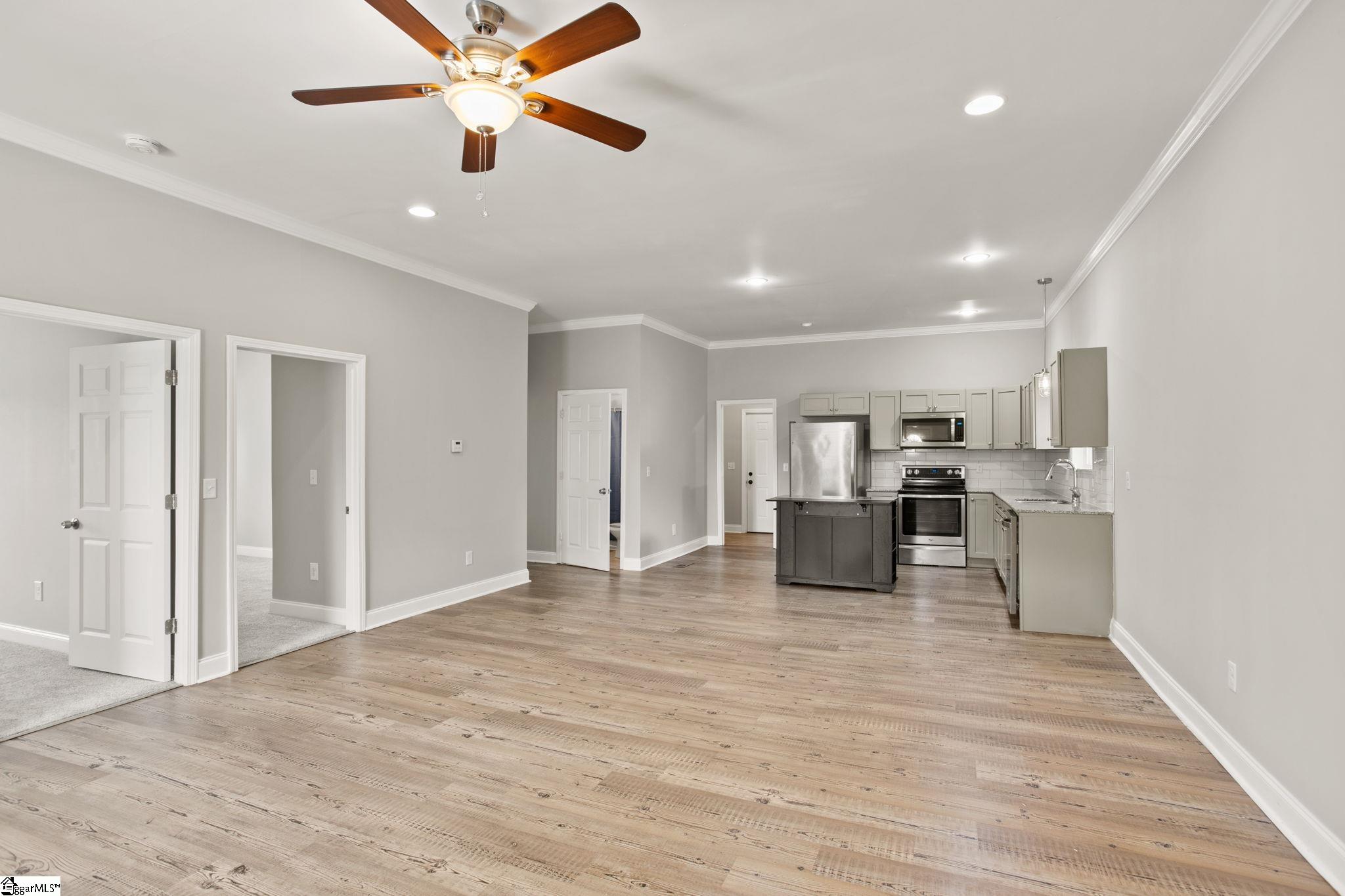 38 4th, Greenville, South Carolina image 7
