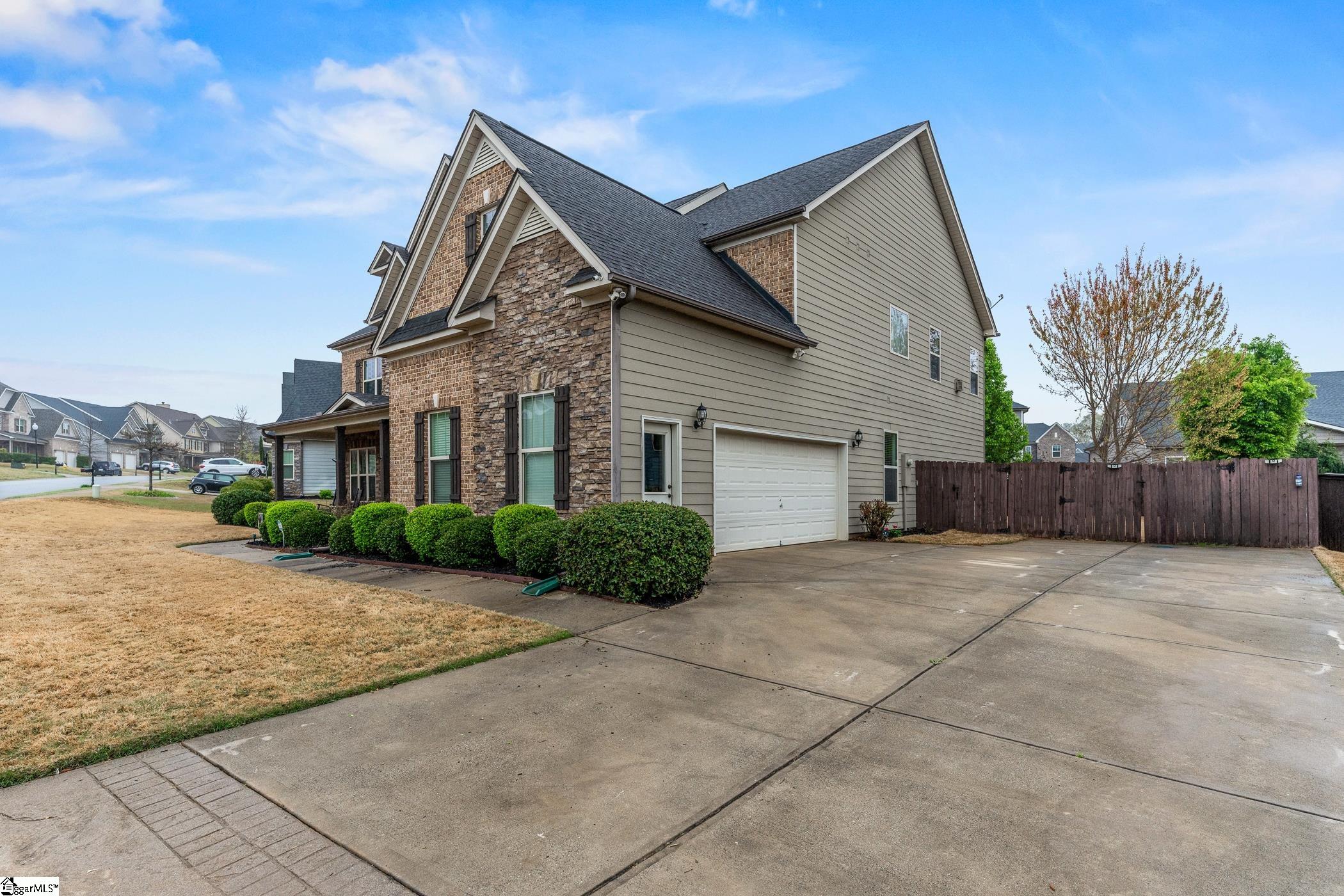 111 Fort, Simpsonville, South Carolina image 2