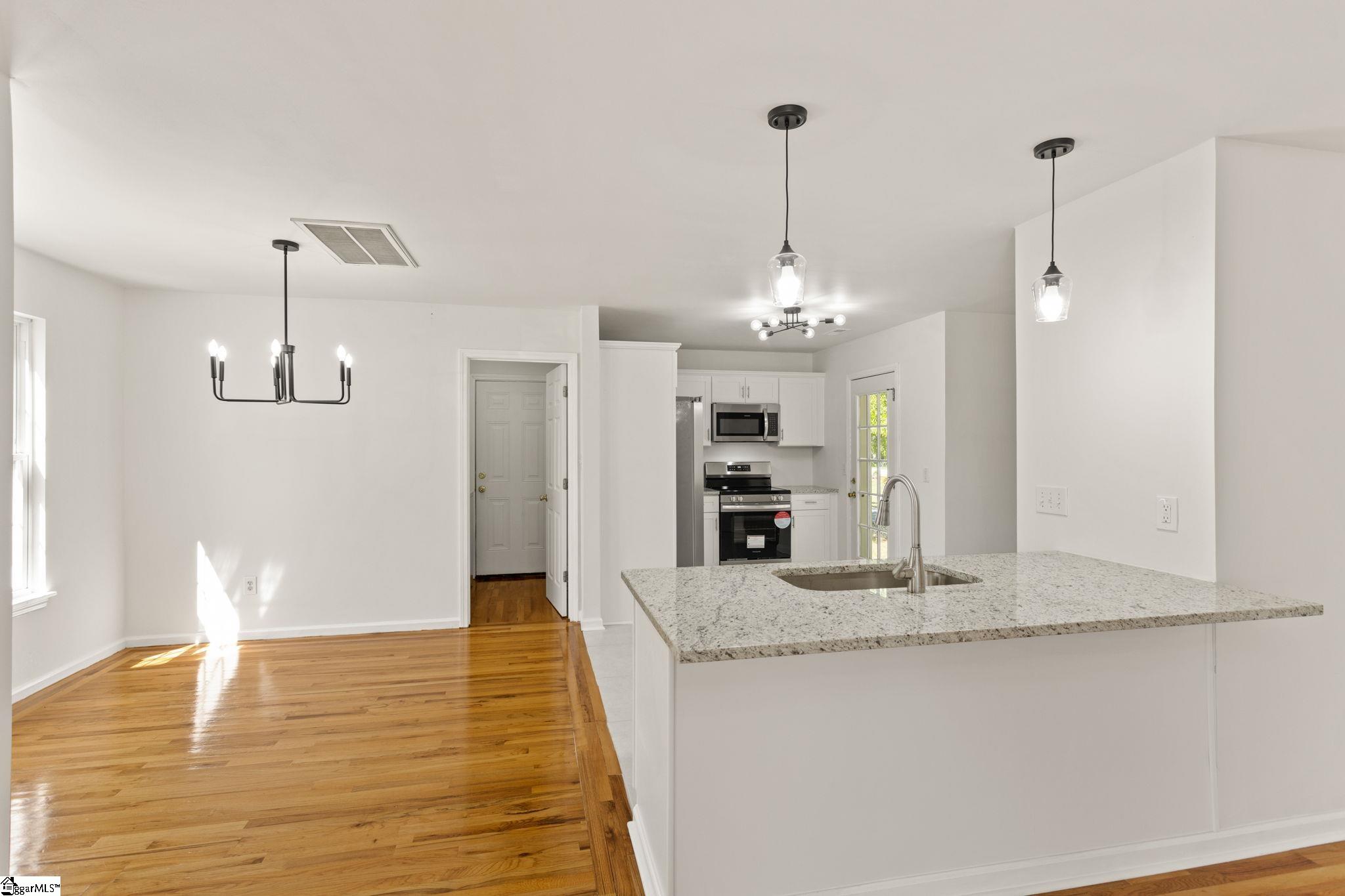 102 Tripp, Williamston, South Carolina image 12