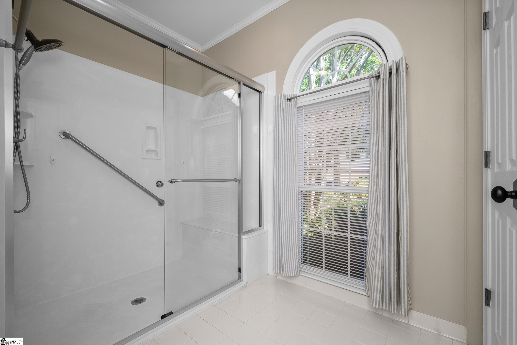 231 Greenview, Greenville, South Carolina image 16