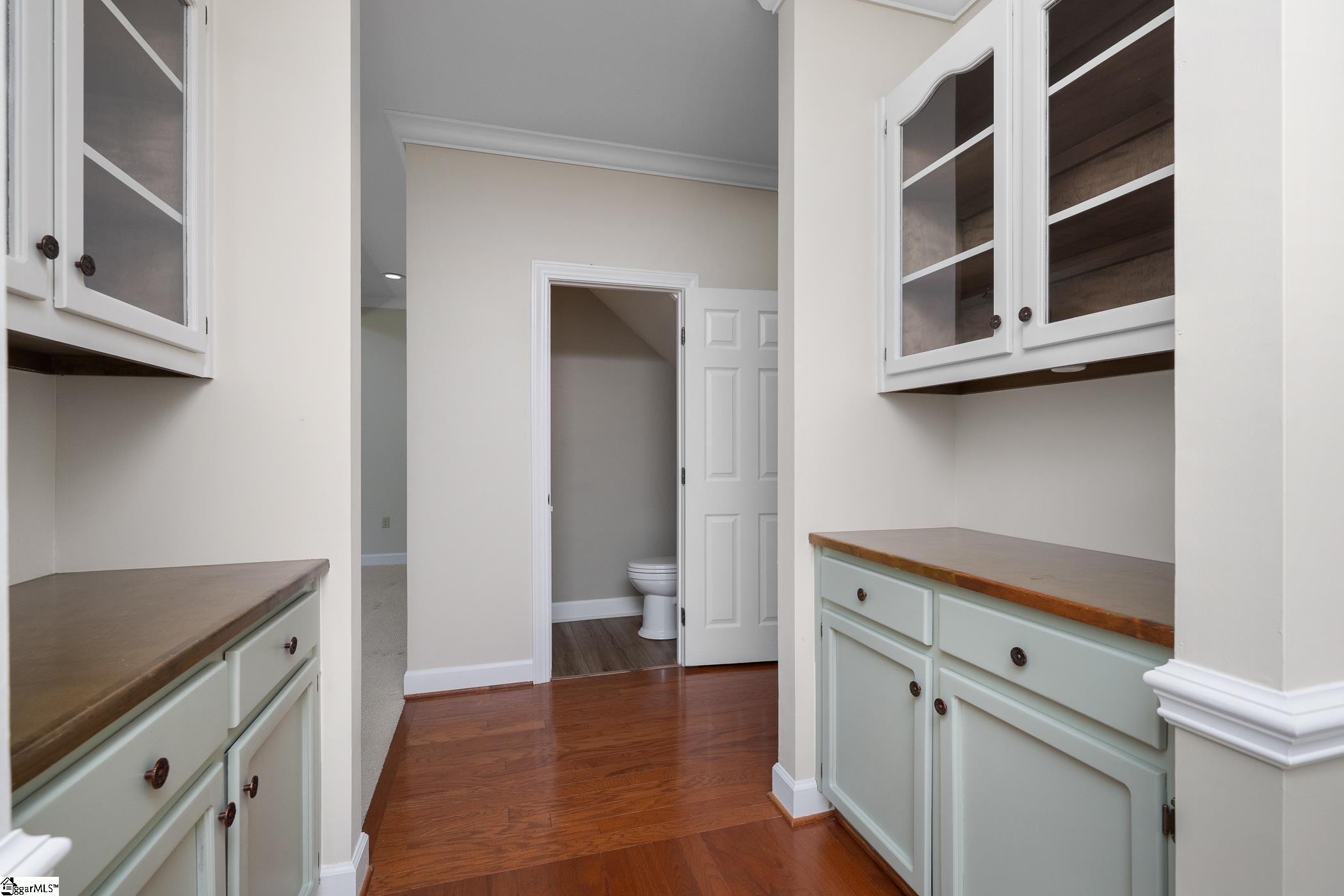 231 Greenview, Greenville, South Carolina image 18