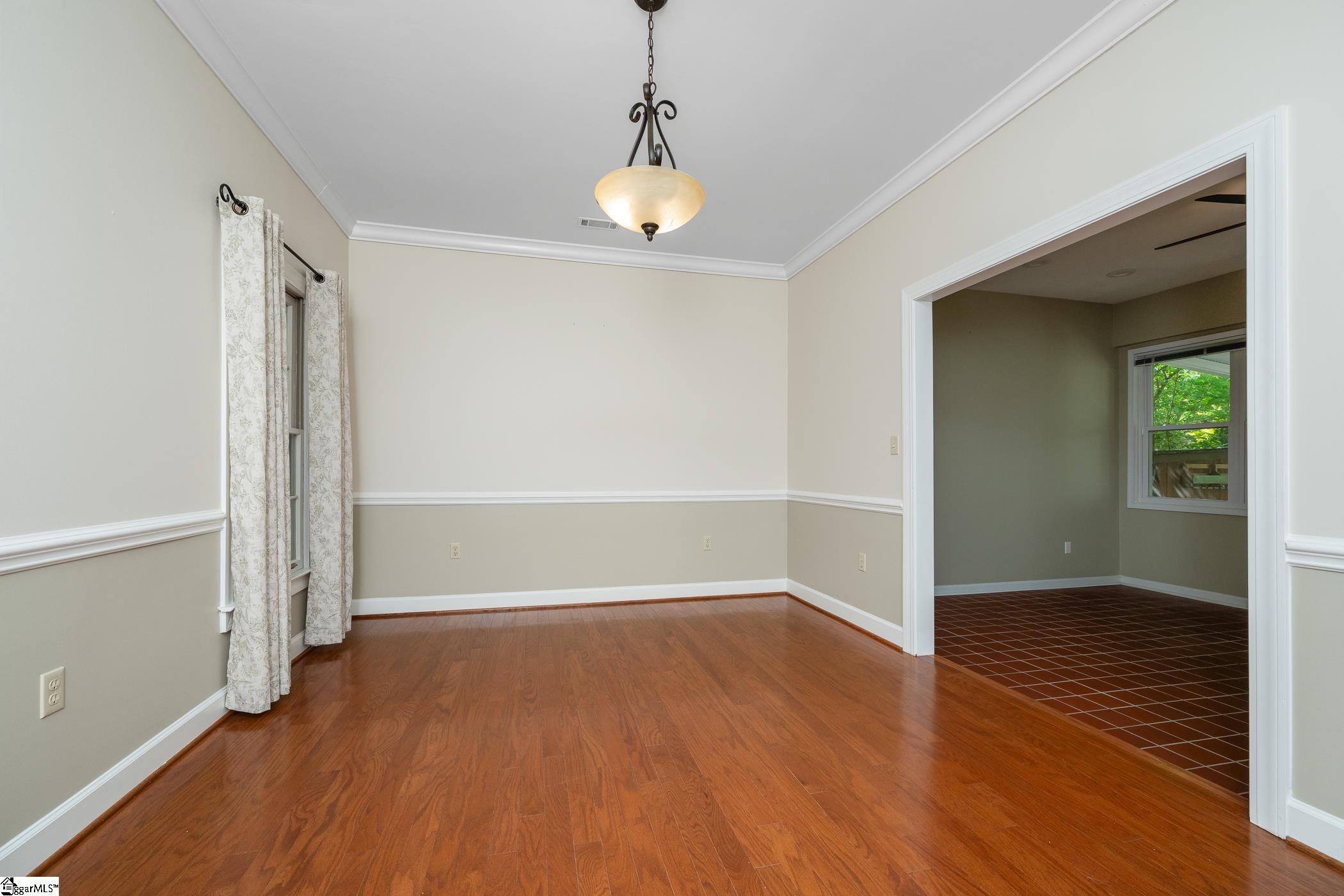231 Greenview, Greenville, South Carolina image 19
