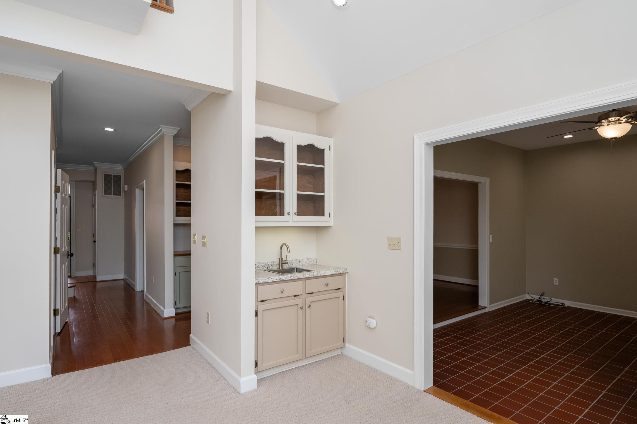 231 Greenview, Greenville, South Carolina image 25