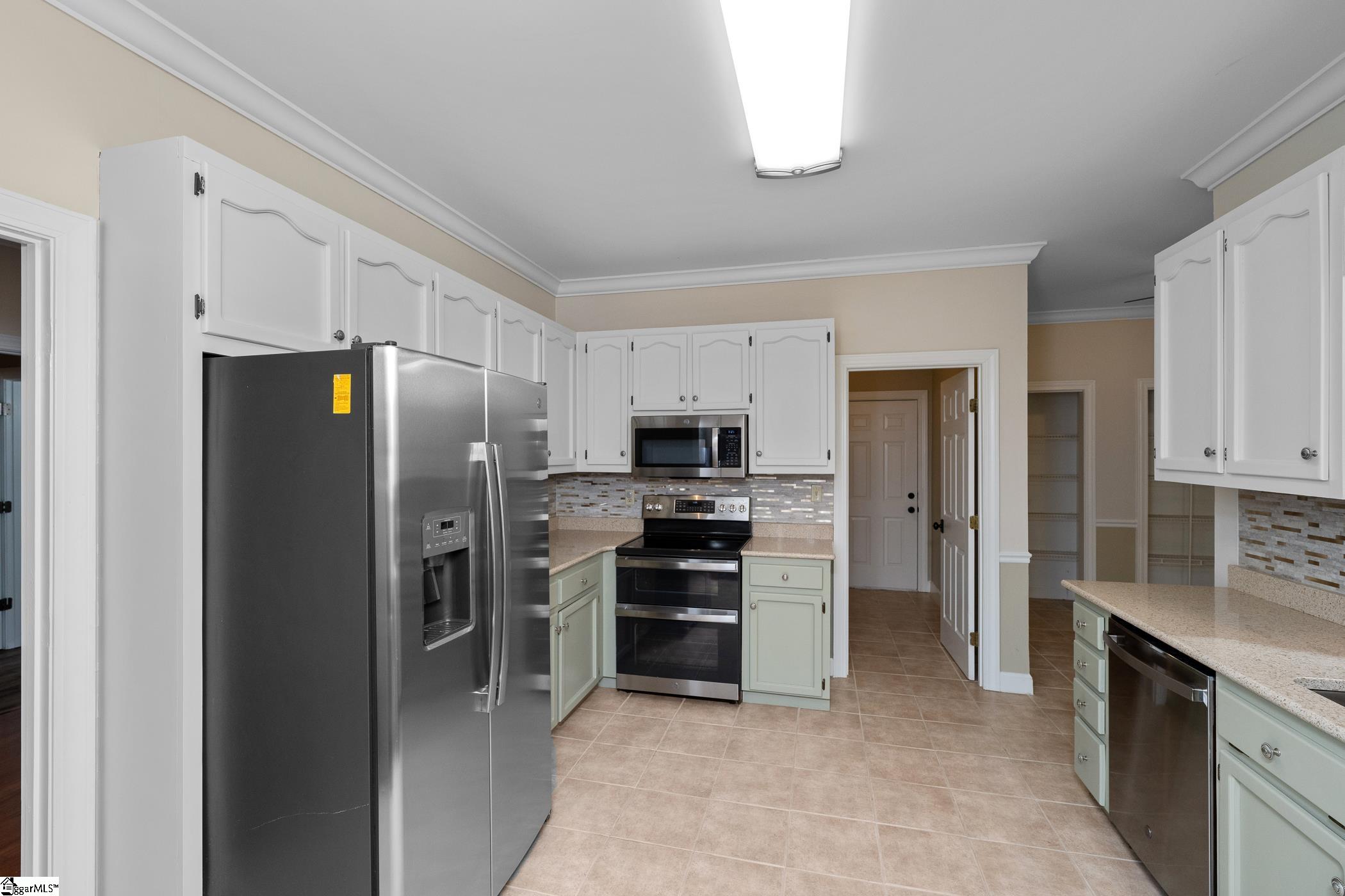 231 Greenview, Greenville, South Carolina image 36