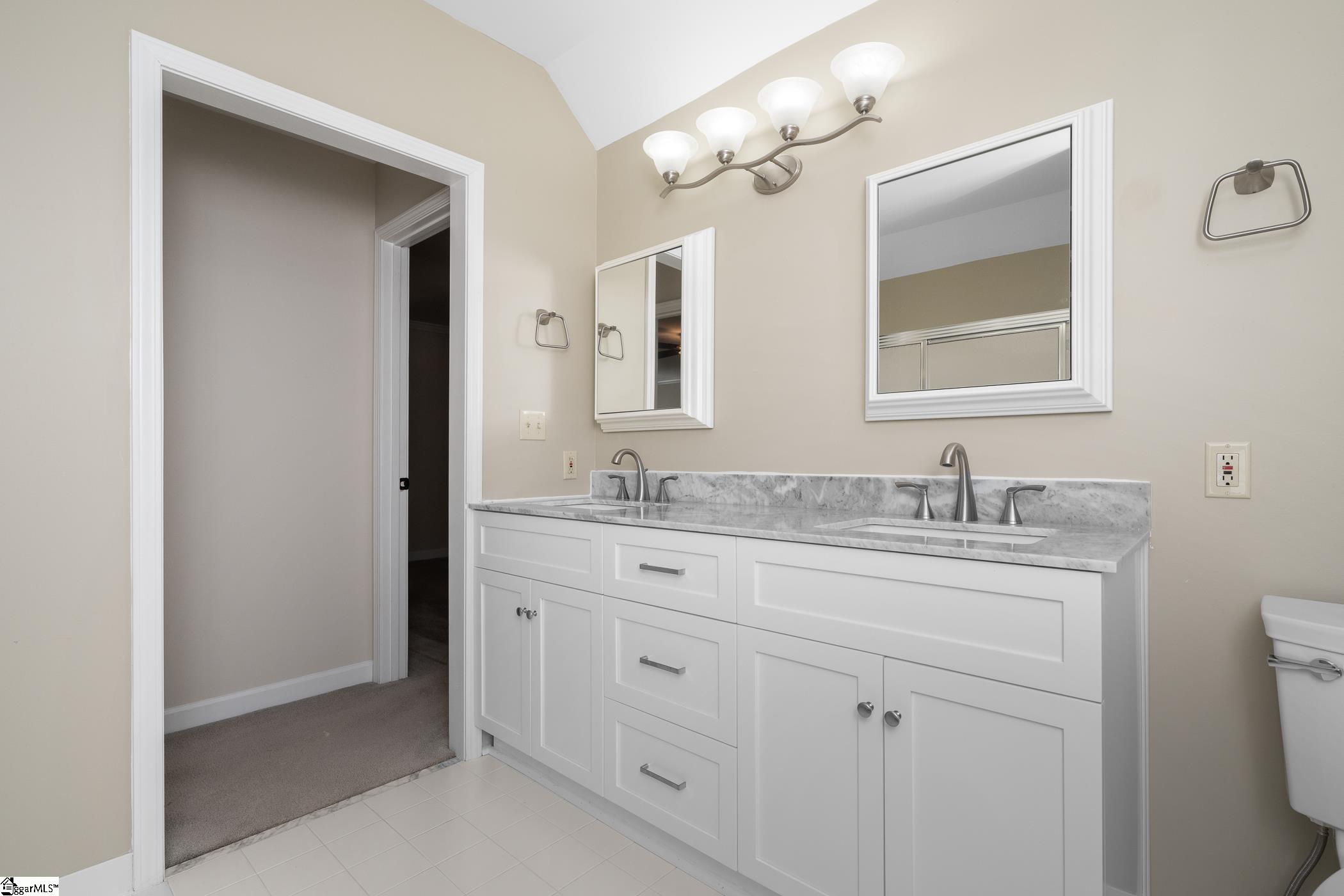 231 Greenview, Greenville, South Carolina image 39
