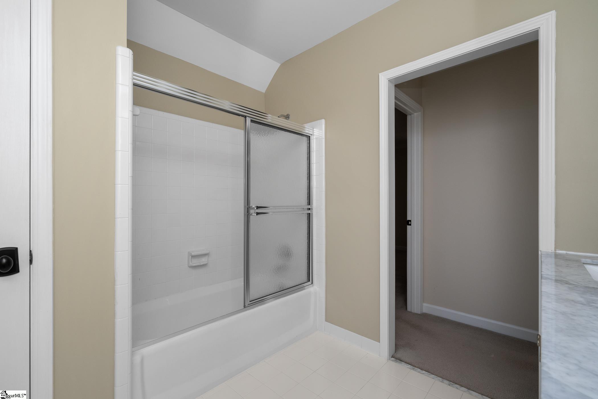 231 Greenview, Greenville, South Carolina image 40