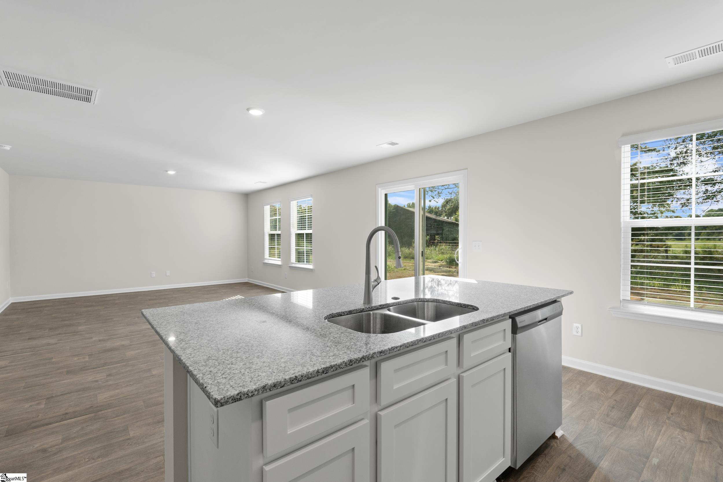 102 Hidden Hills, Laurens, South Carolina image 12