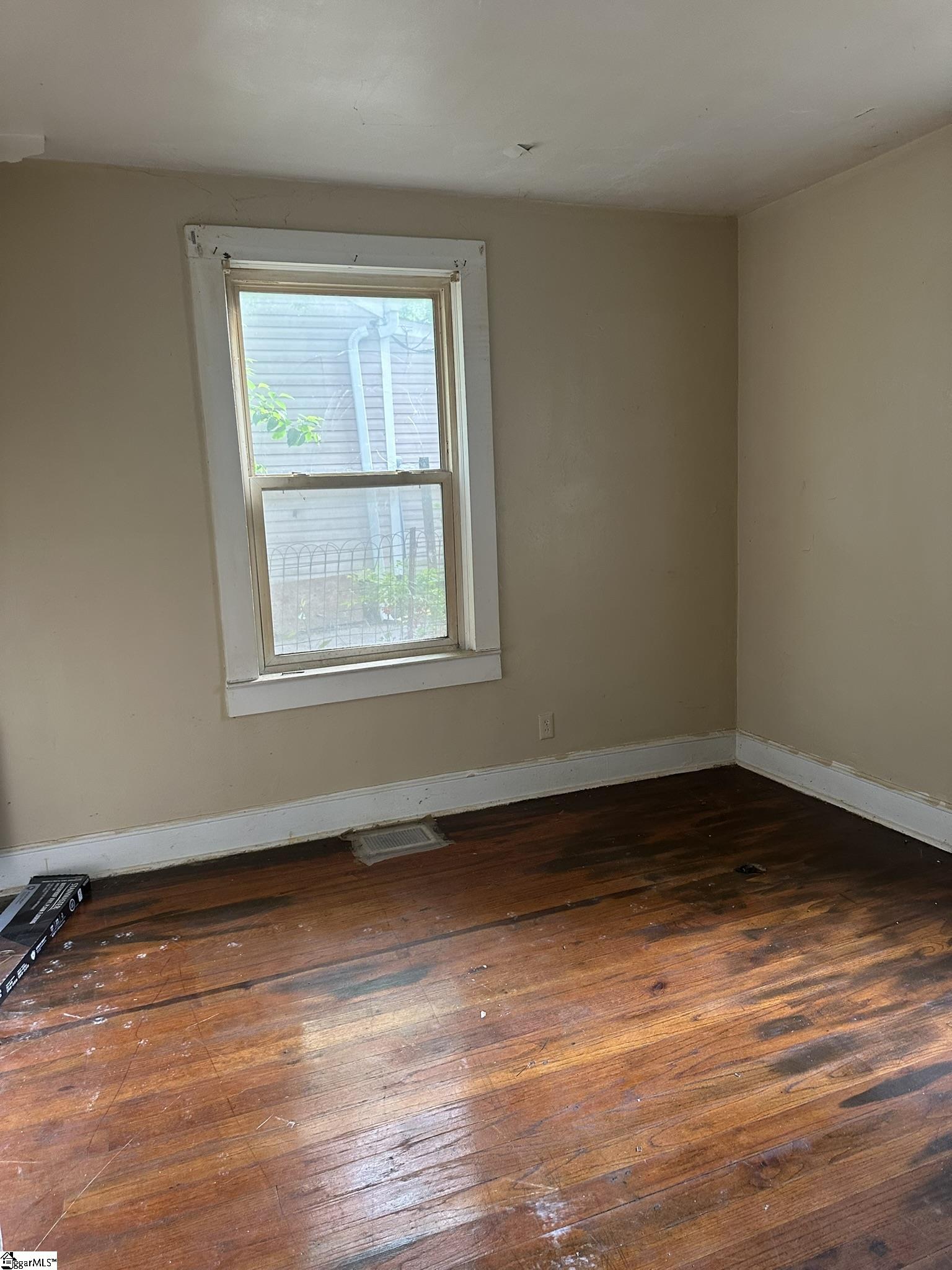 112 Allen, Spartanburg, South Carolina image 3