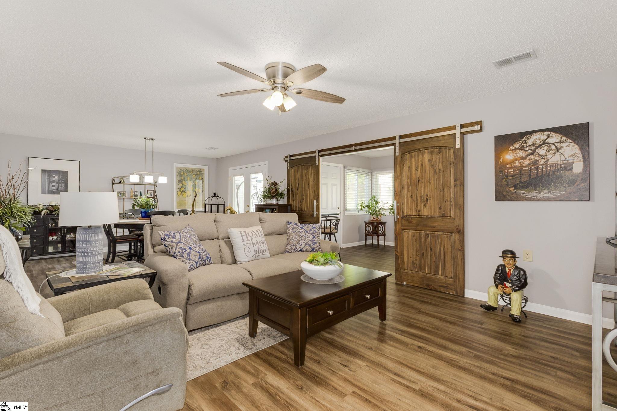 102 Lakeside, Greenville, South Carolina image 12