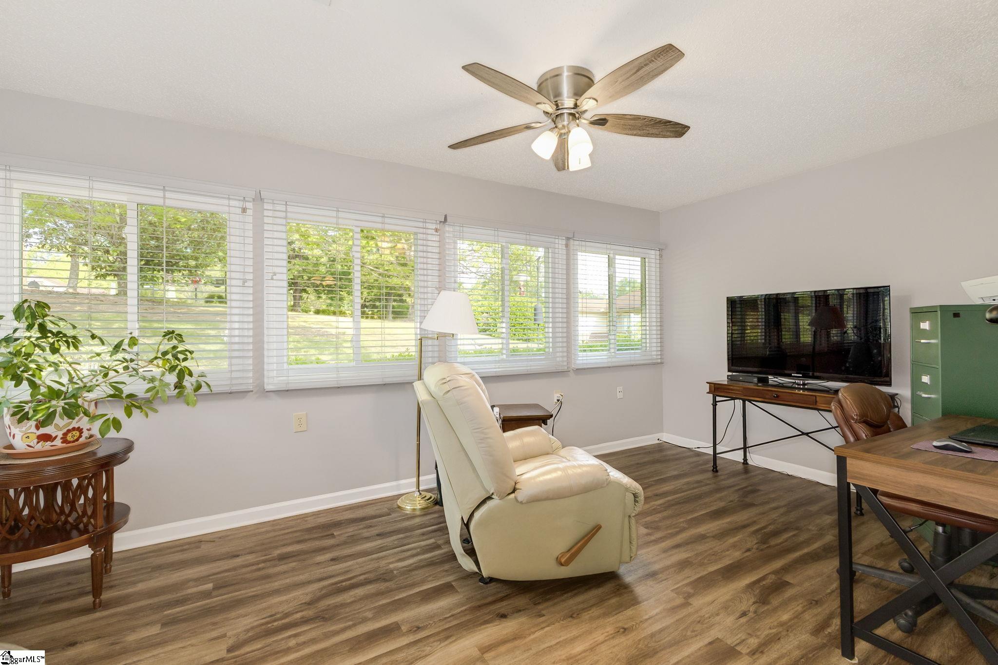 102 Lakeside, Greenville, South Carolina image 20