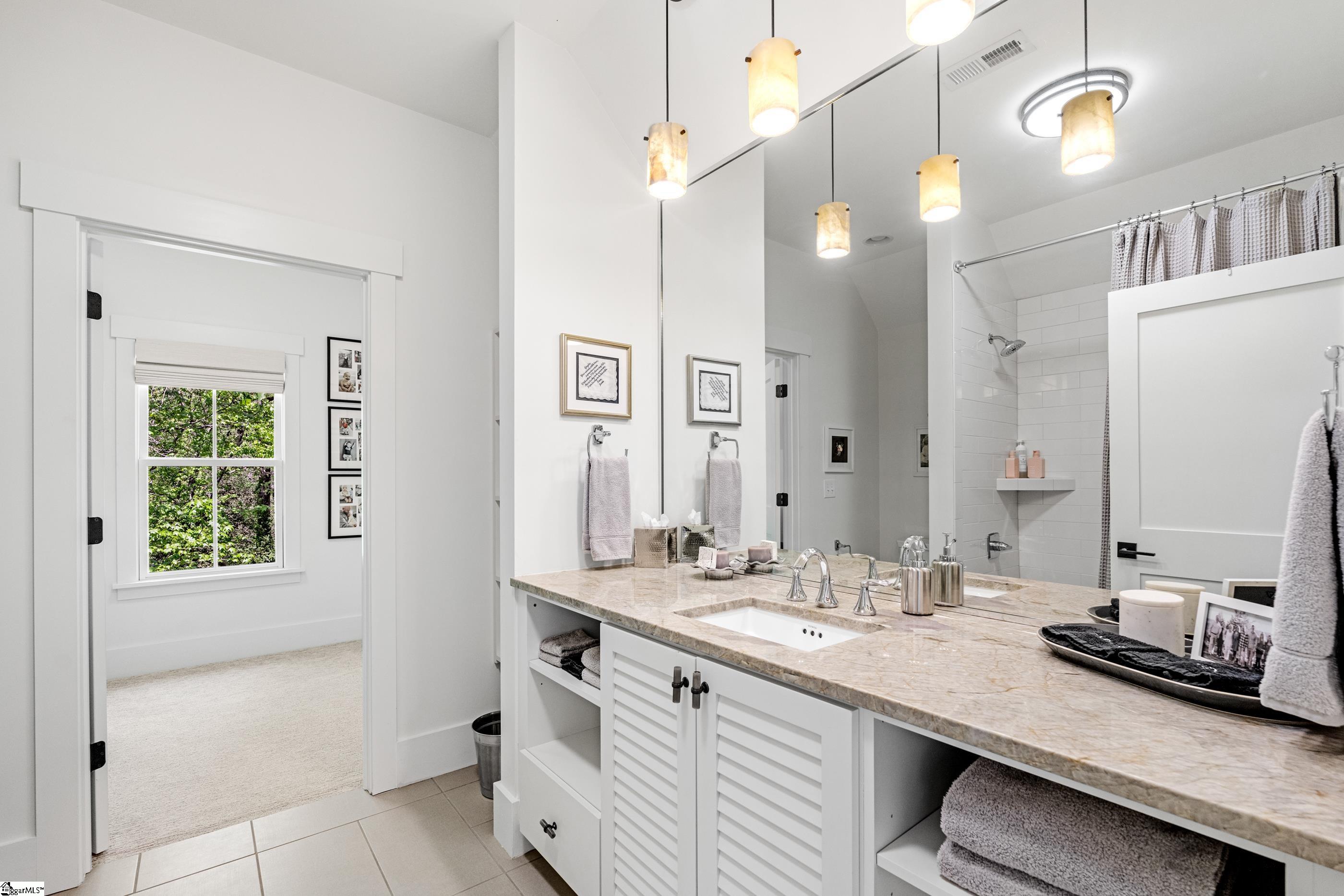 7 Hindman, Greenville, South Carolina image 30