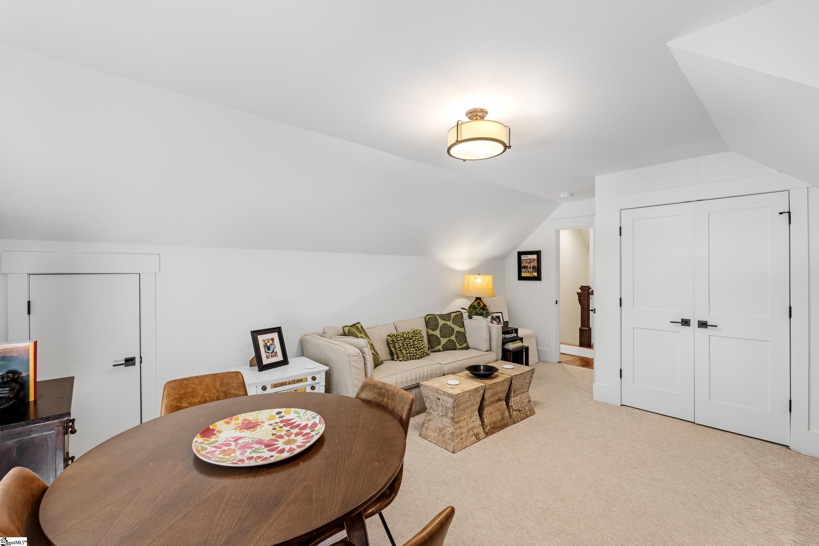 7 Hindman, Greenville, South Carolina image 33