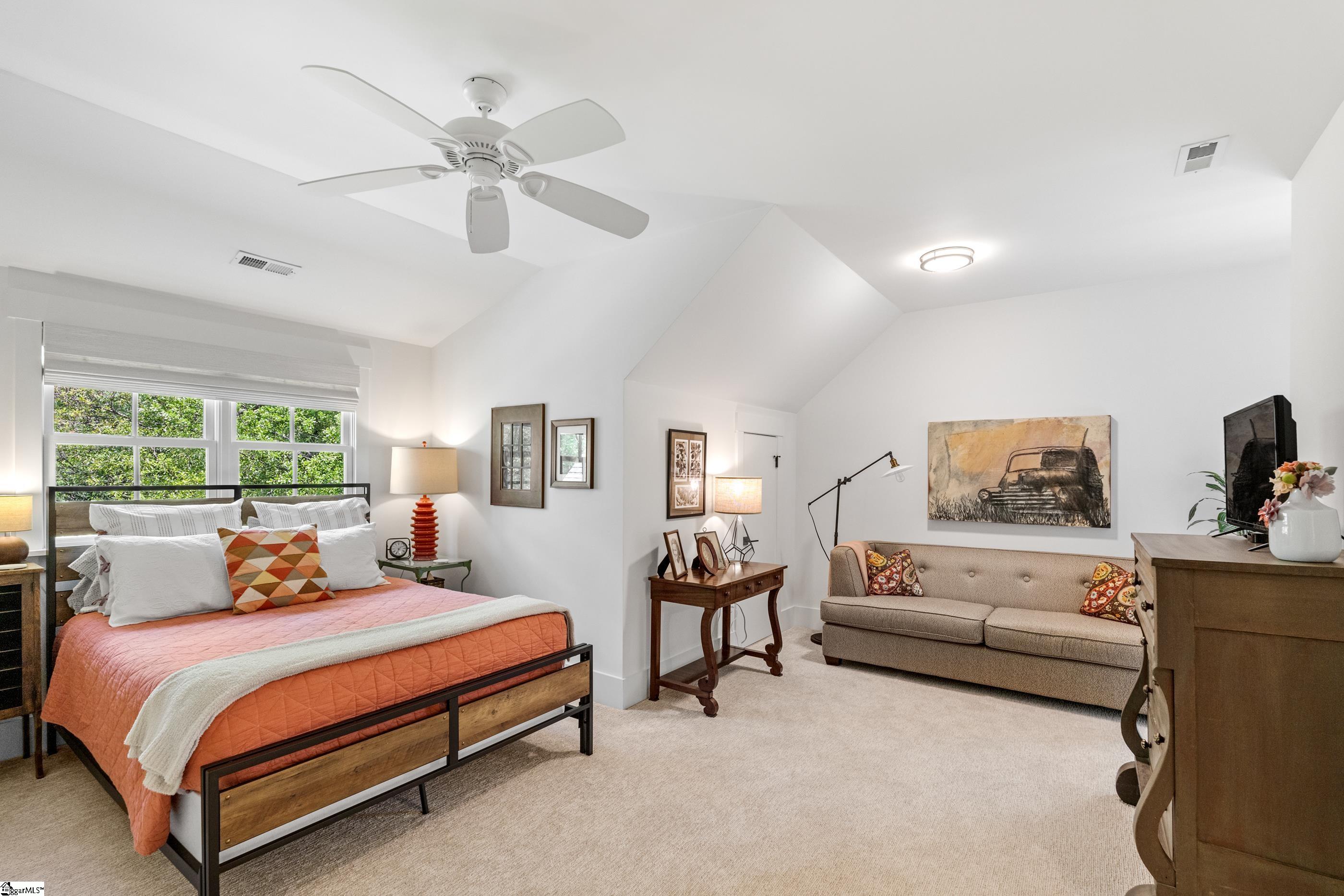 7 Hindman, Greenville, South Carolina image 34