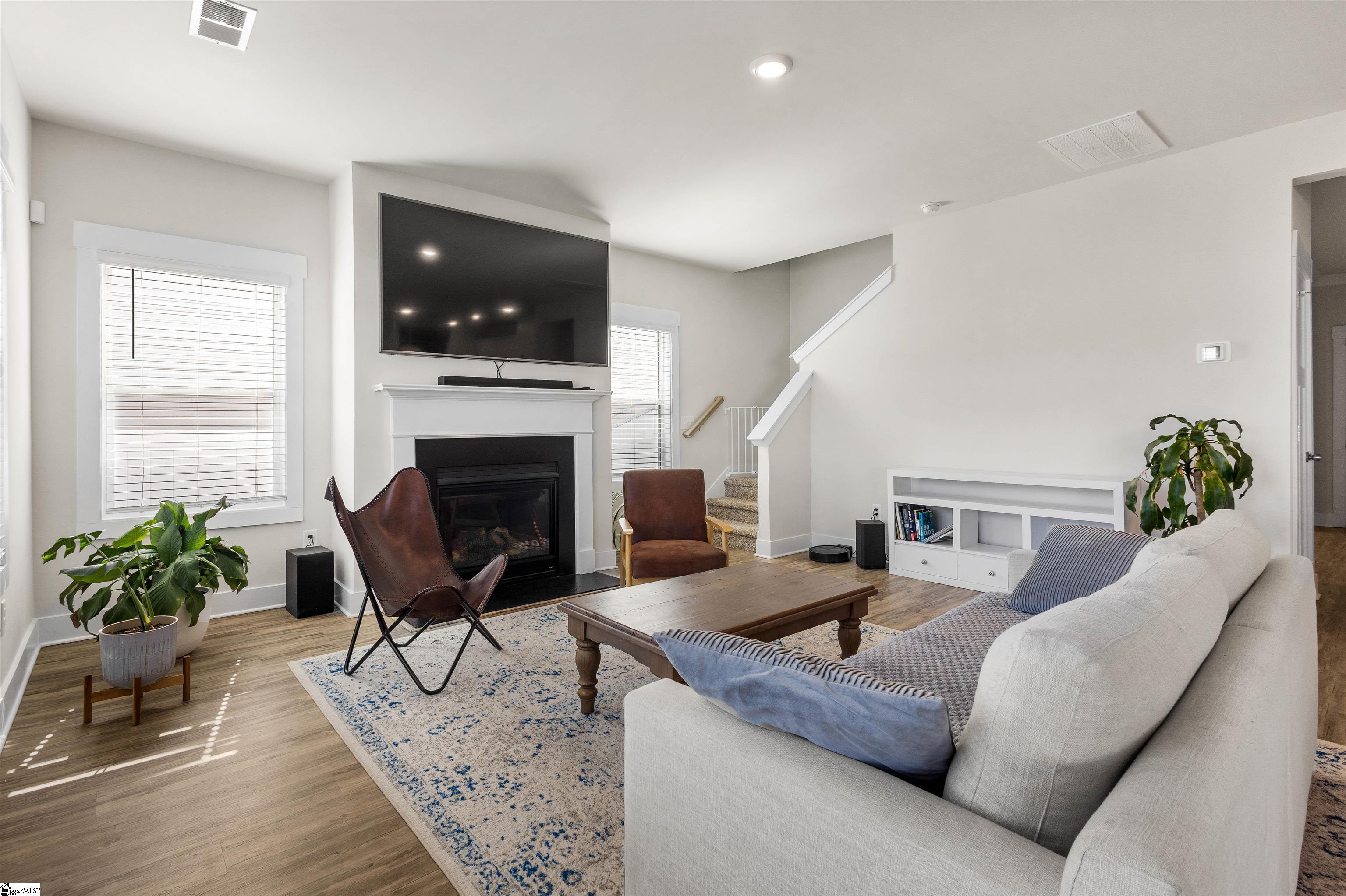 338 Pewter, Simpsonville, South Carolina image 3