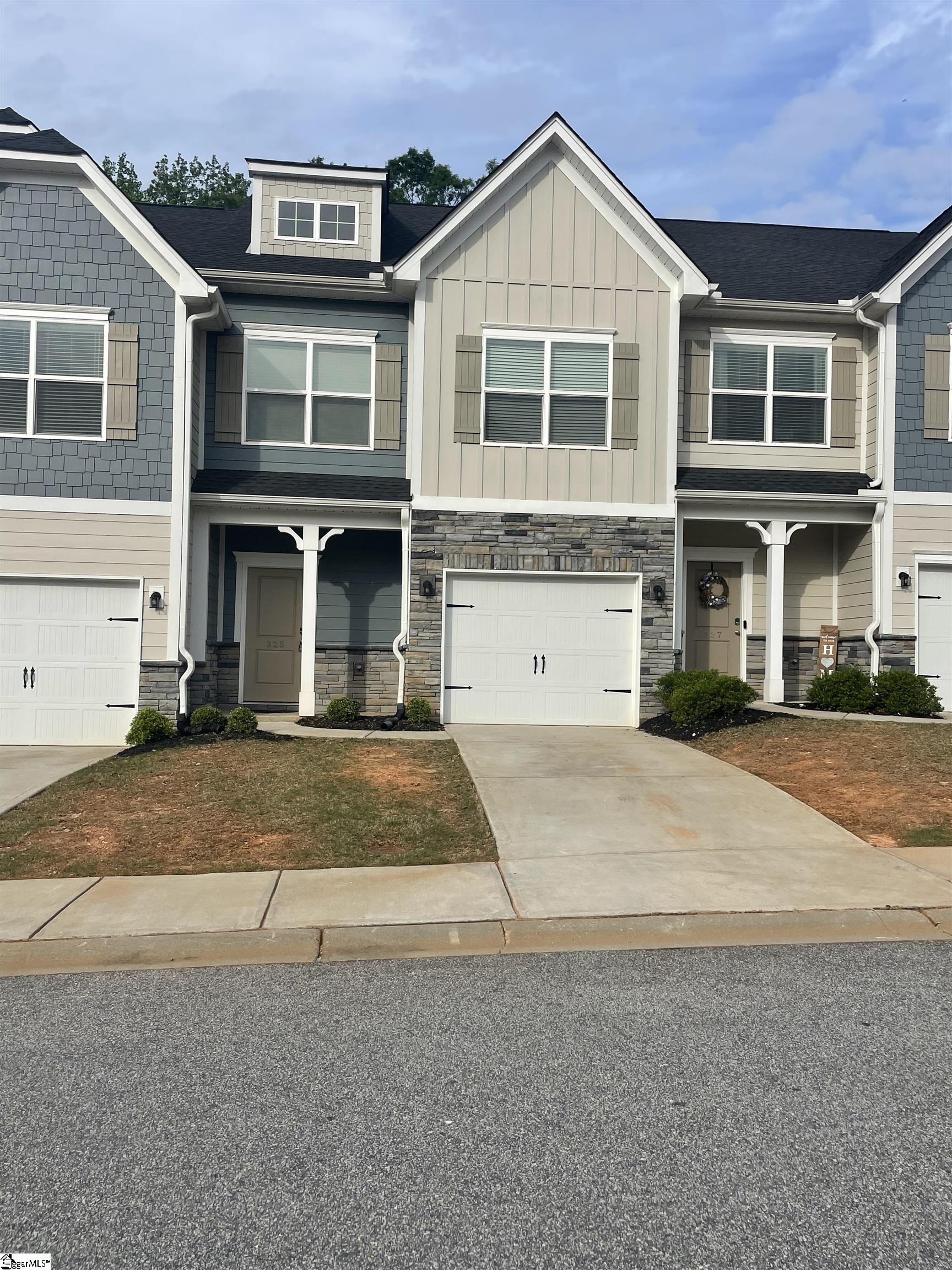 325 Hartland, Simpsonville, South Carolina image 2