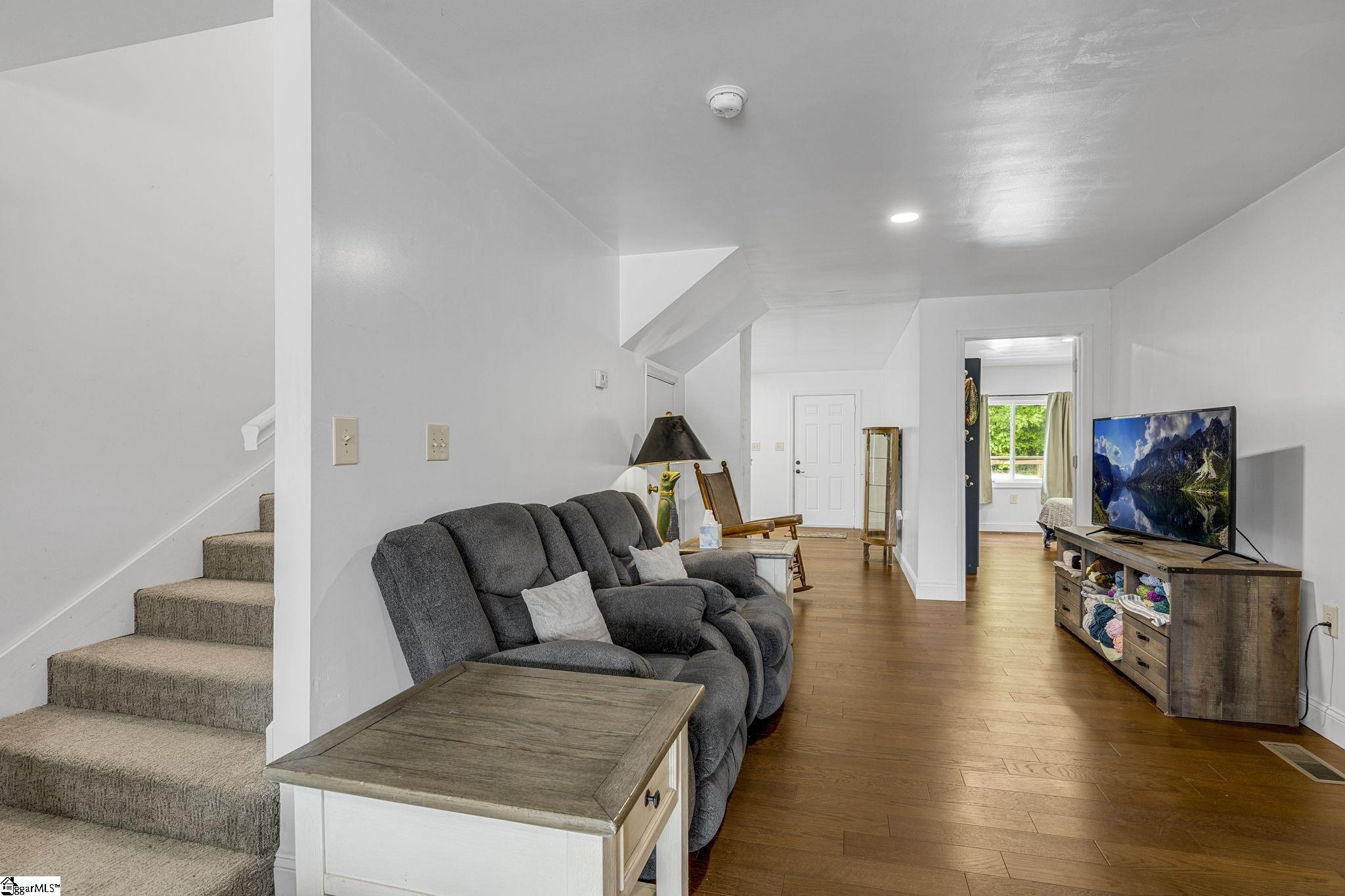 108A Holt, Iva, South Carolina image 12