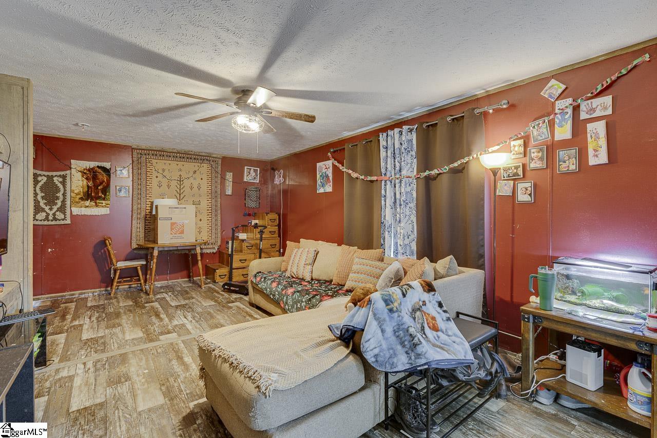 230 Spring, Enoree, South Carolina image 17