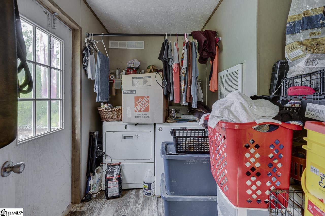 230 Spring, Enoree, South Carolina image 28