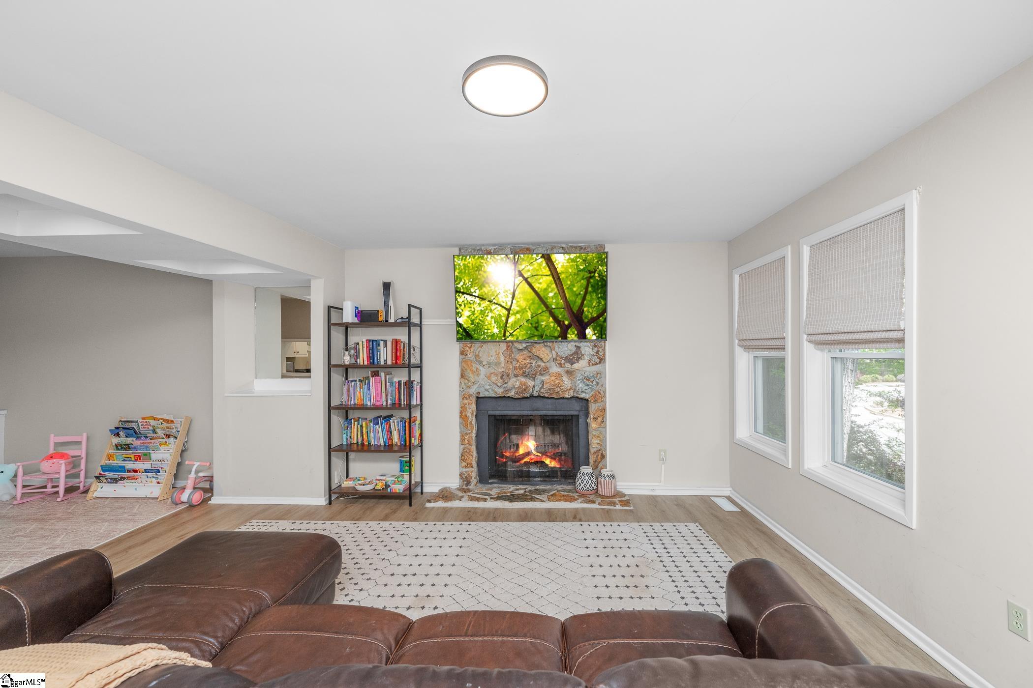 76 Westview, Greenville, South Carolina image 4
