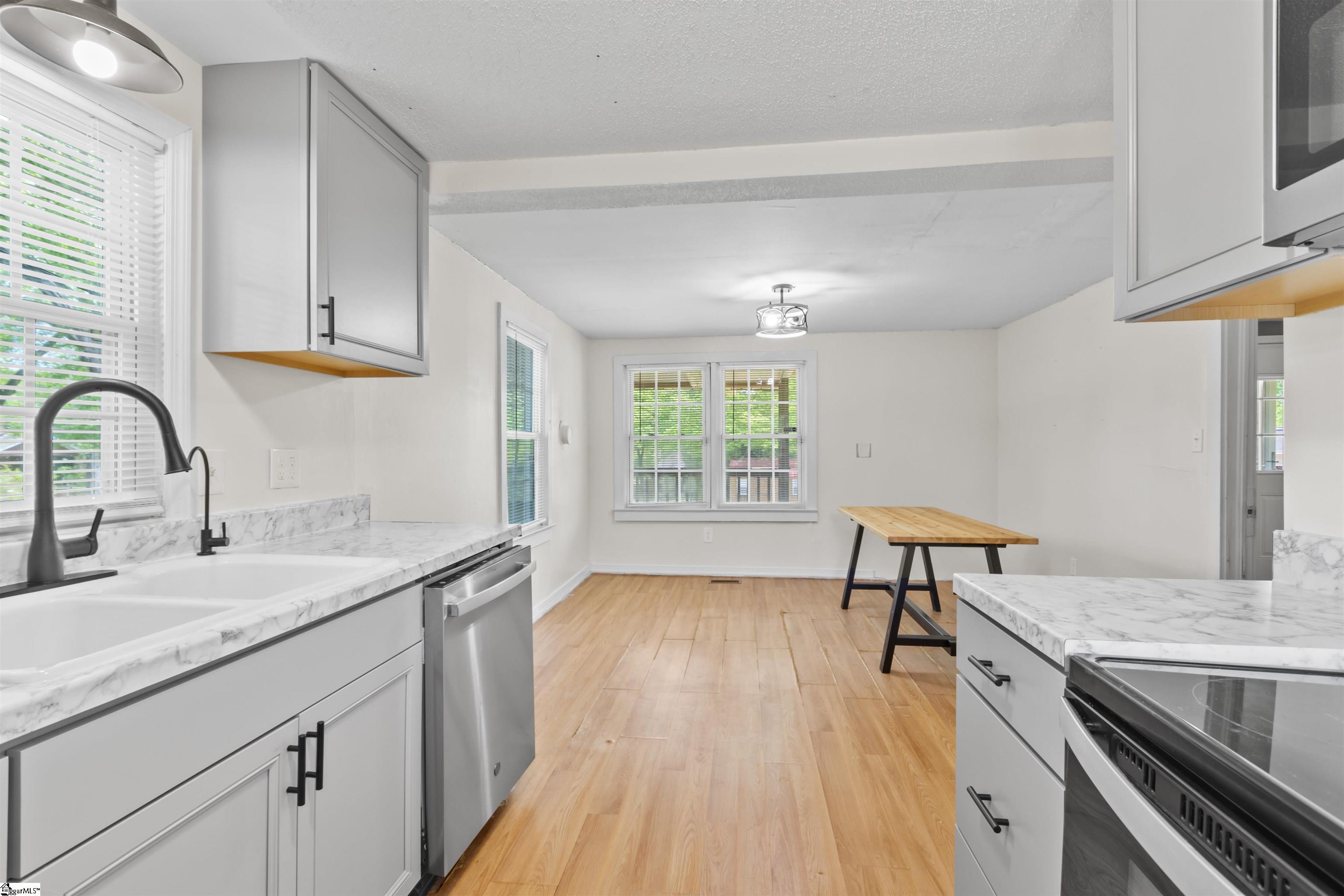 211 Spruce, Greenville, South Carolina image 11