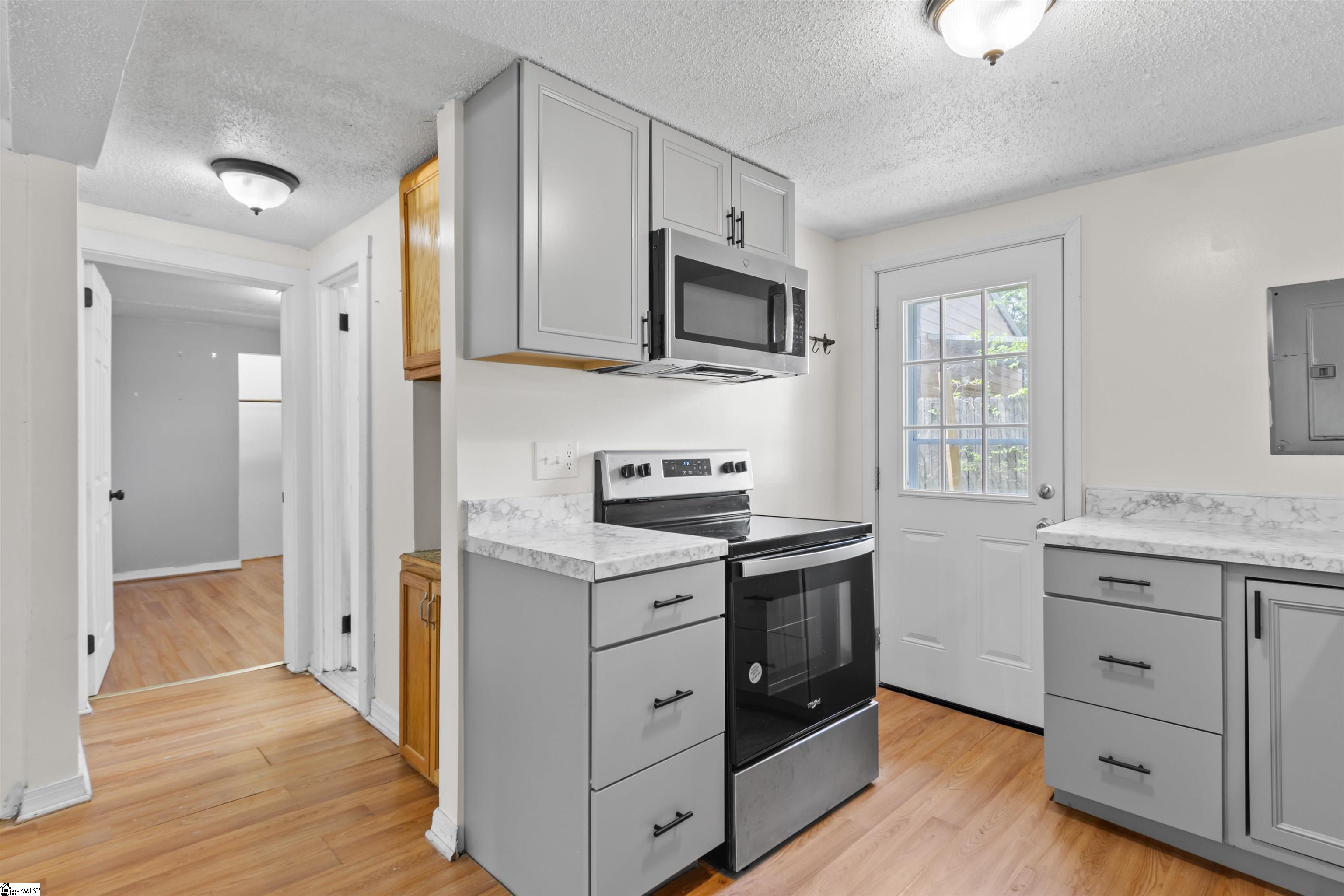 211 Spruce, Greenville, South Carolina image 13