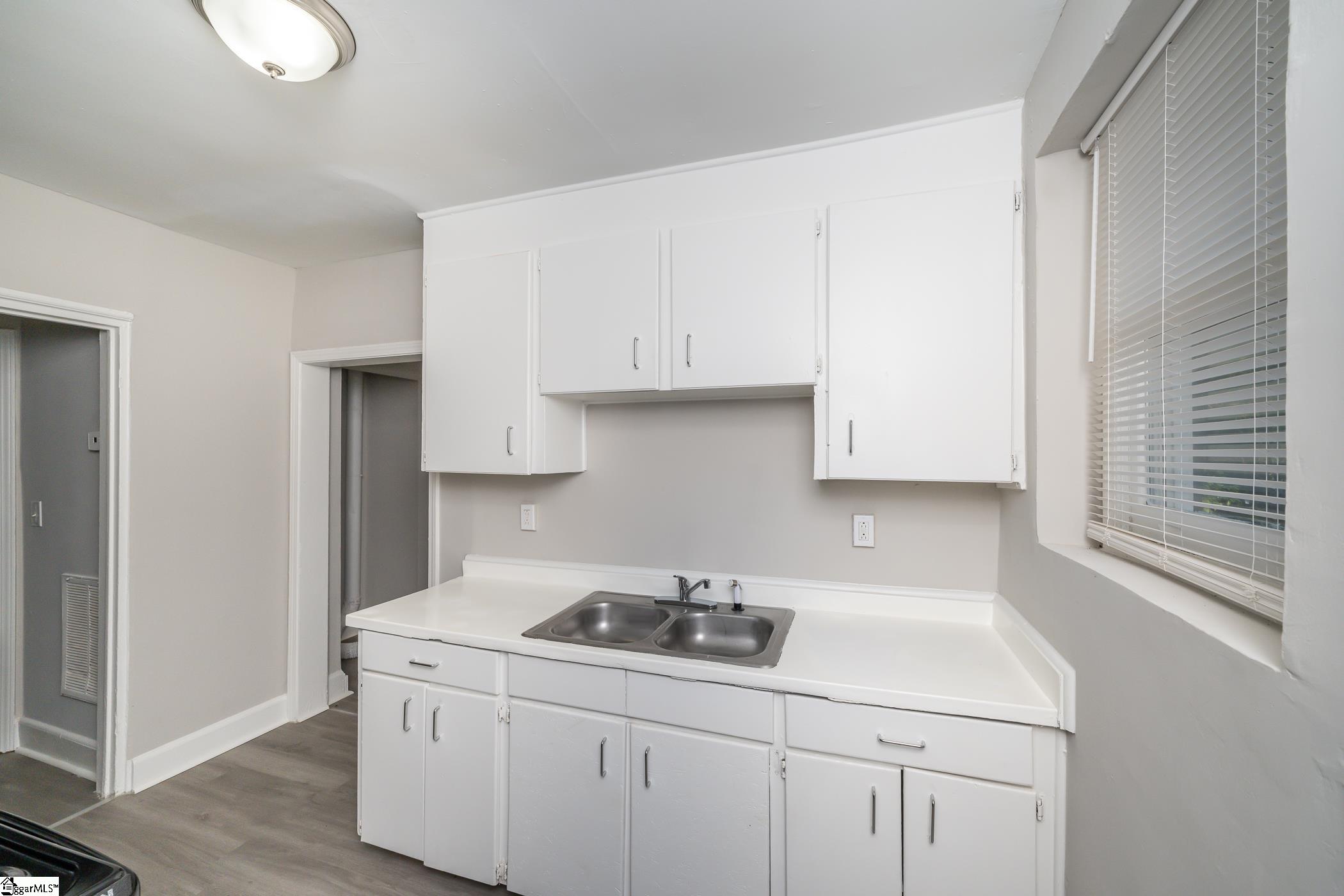 13 Brookforest, Greenville, South Carolina image 4