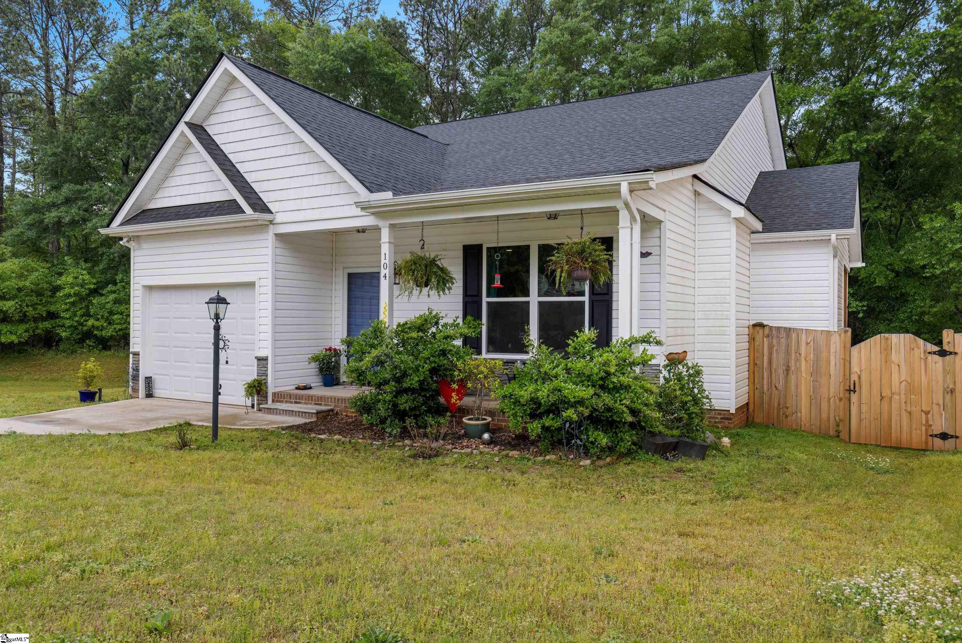 104 Colonial, Pendleton, South Carolina image 2
