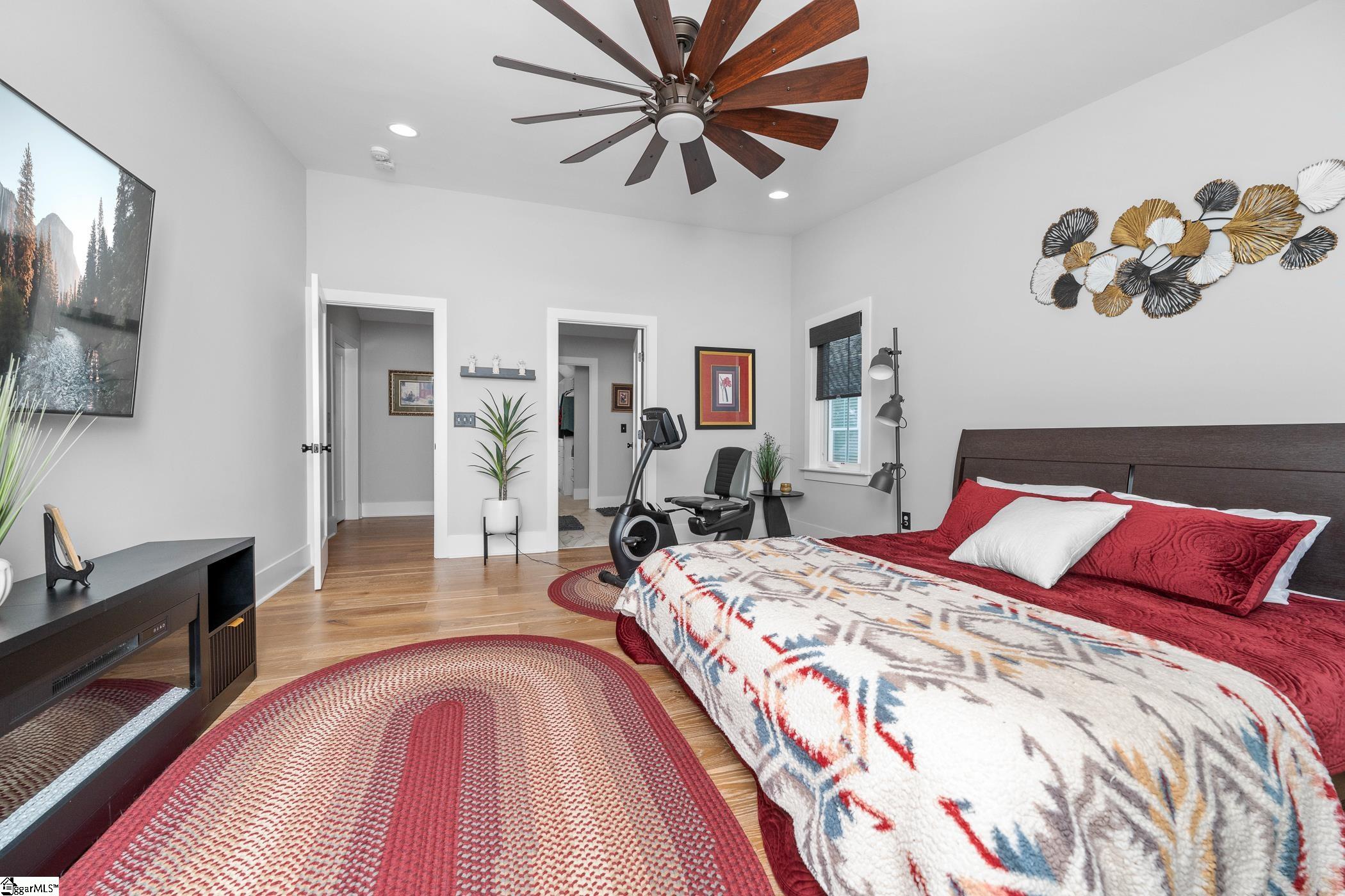 14 Perry, Greenville, South Carolina image 25
