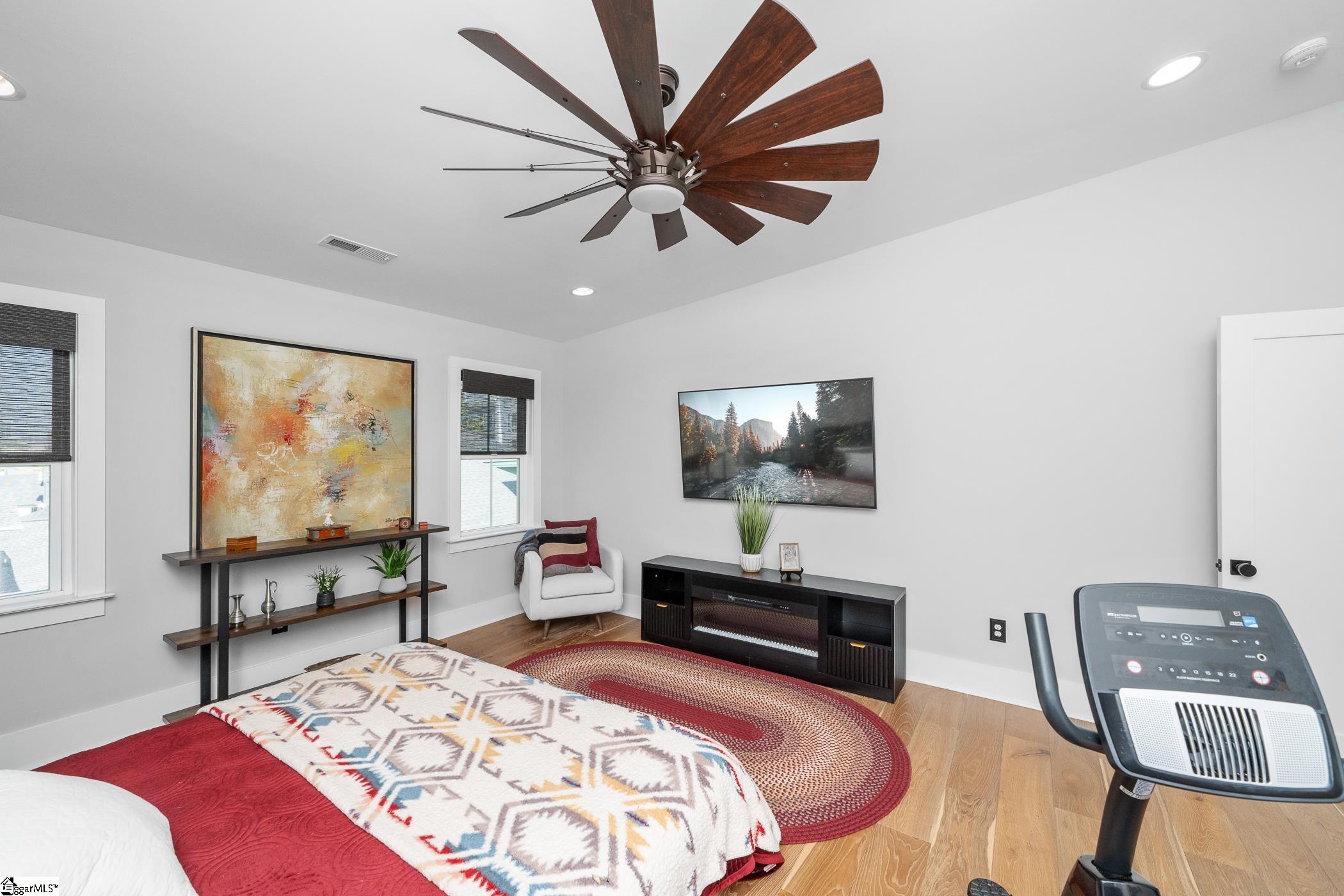 14 Perry, Greenville, South Carolina image 26