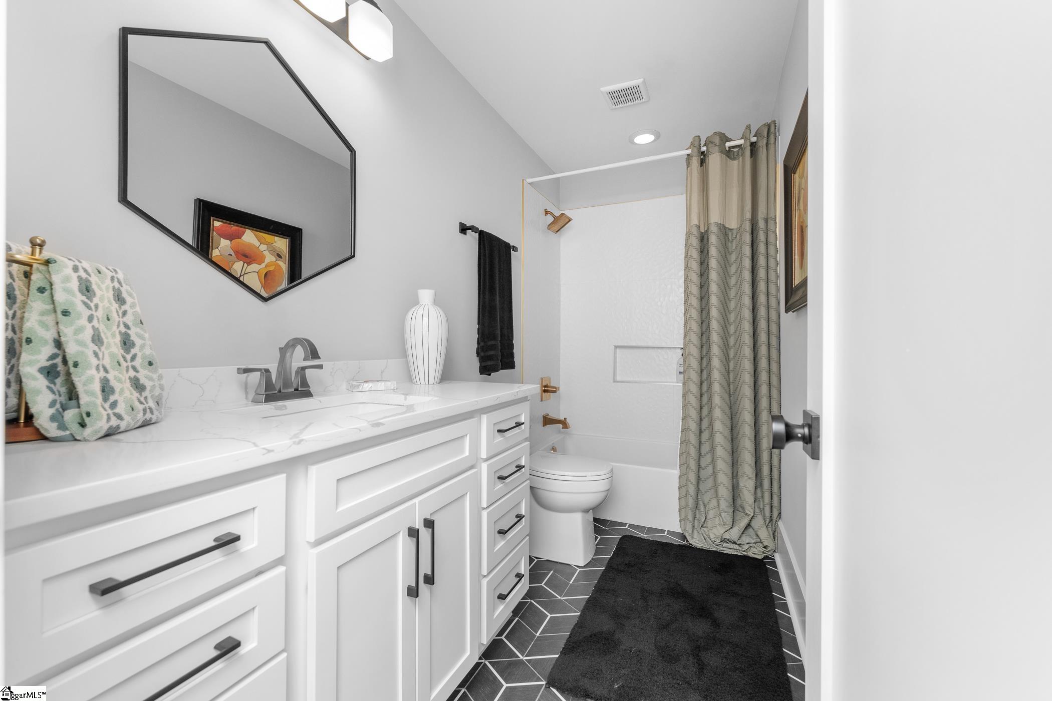 14 Perry, Greenville, South Carolina image 34