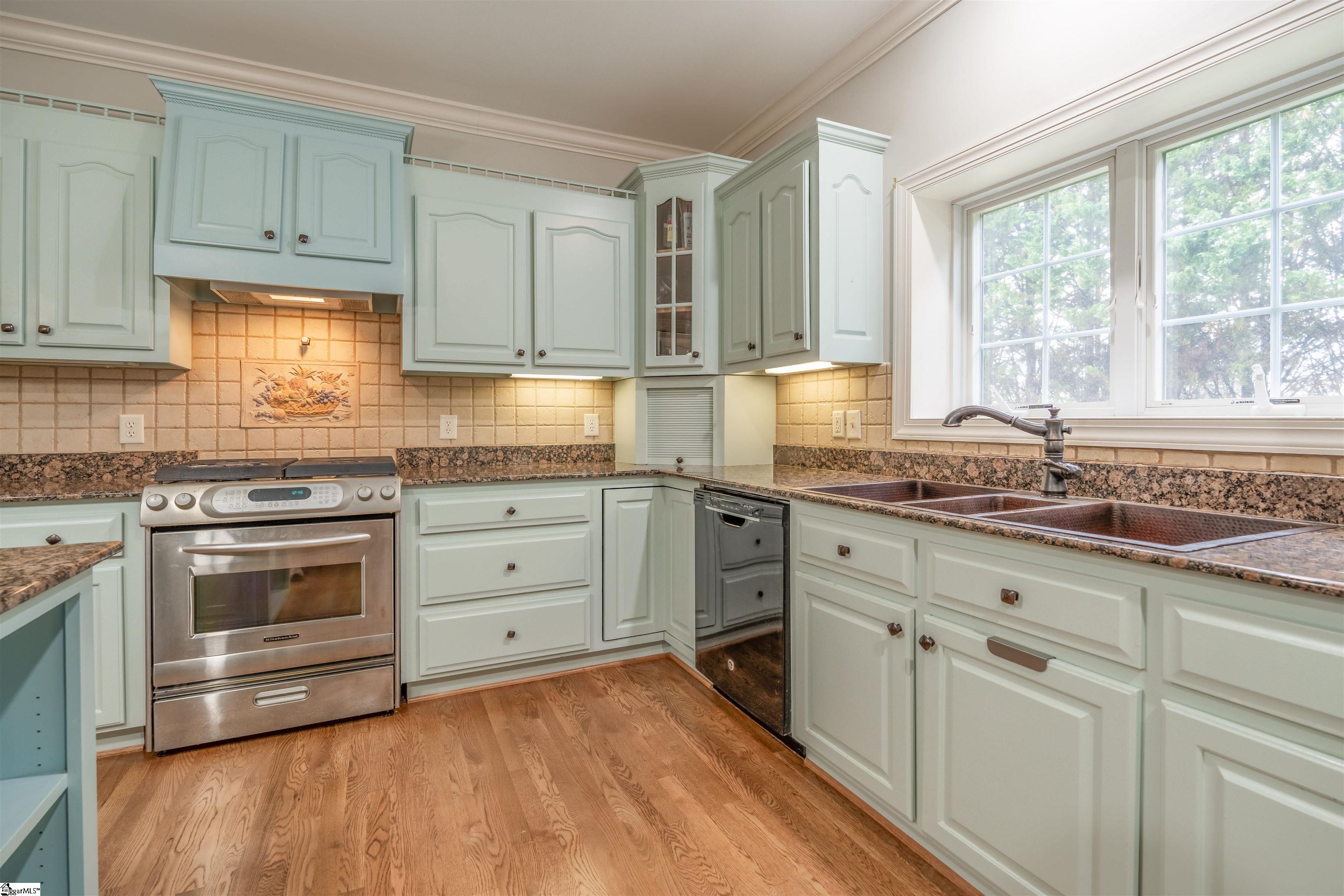 323 Waters, Taylors, South Carolina image 19