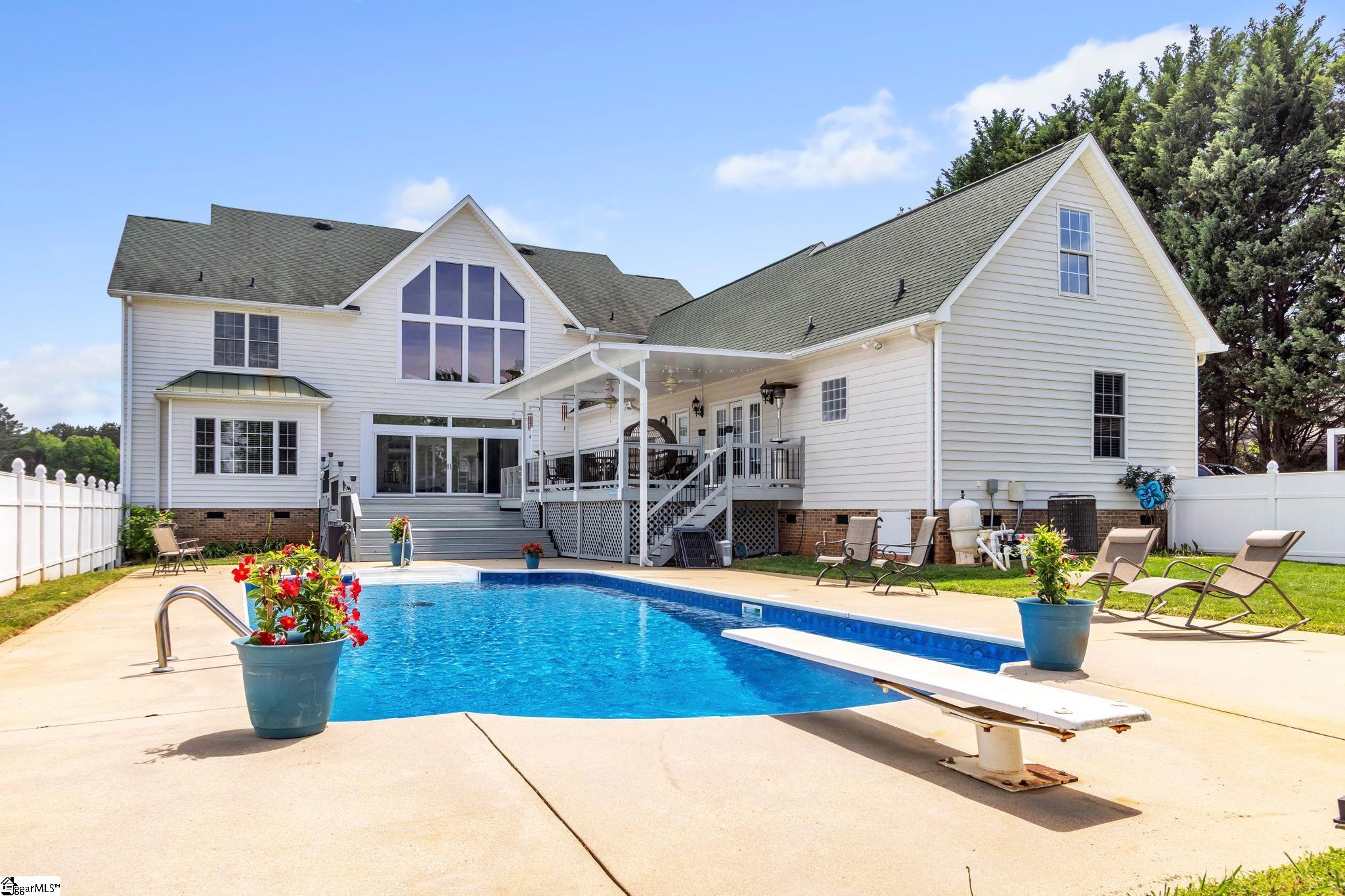 323 Waters, Taylors, South Carolina image 3