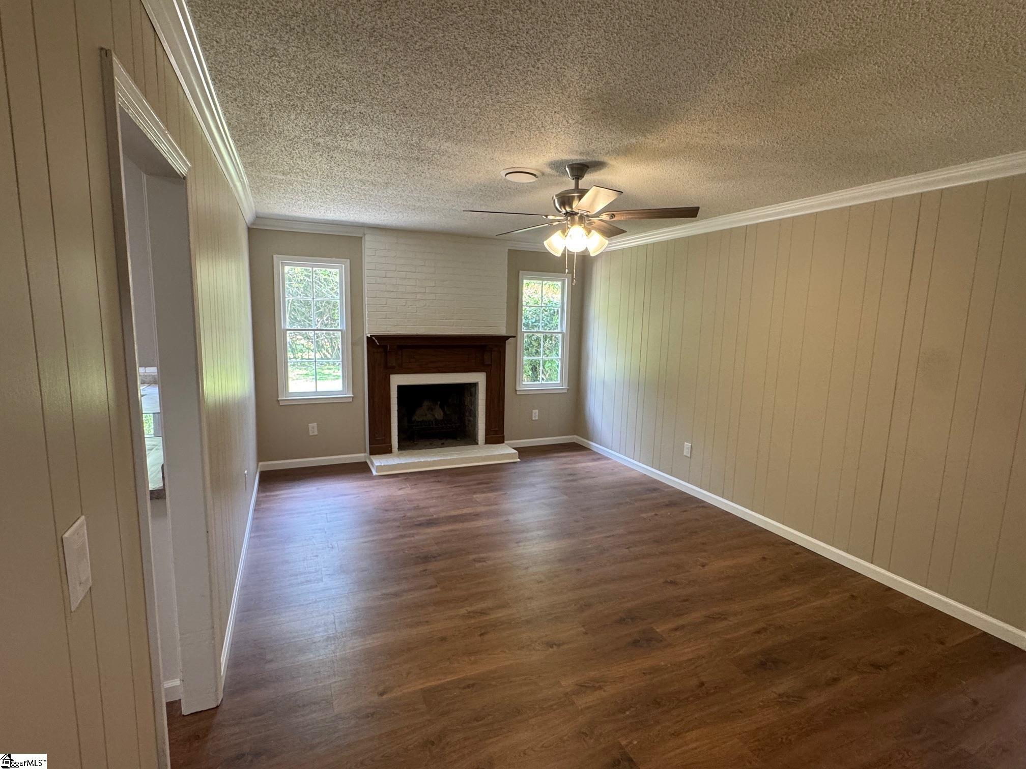 211 Vega, Greer, South Carolina image 15