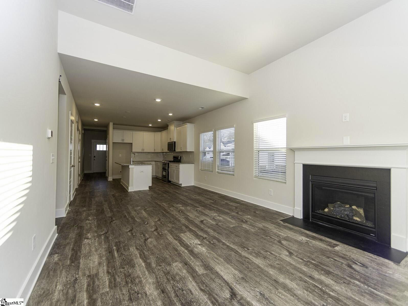 33 Galley, Greenville, South Carolina image 5