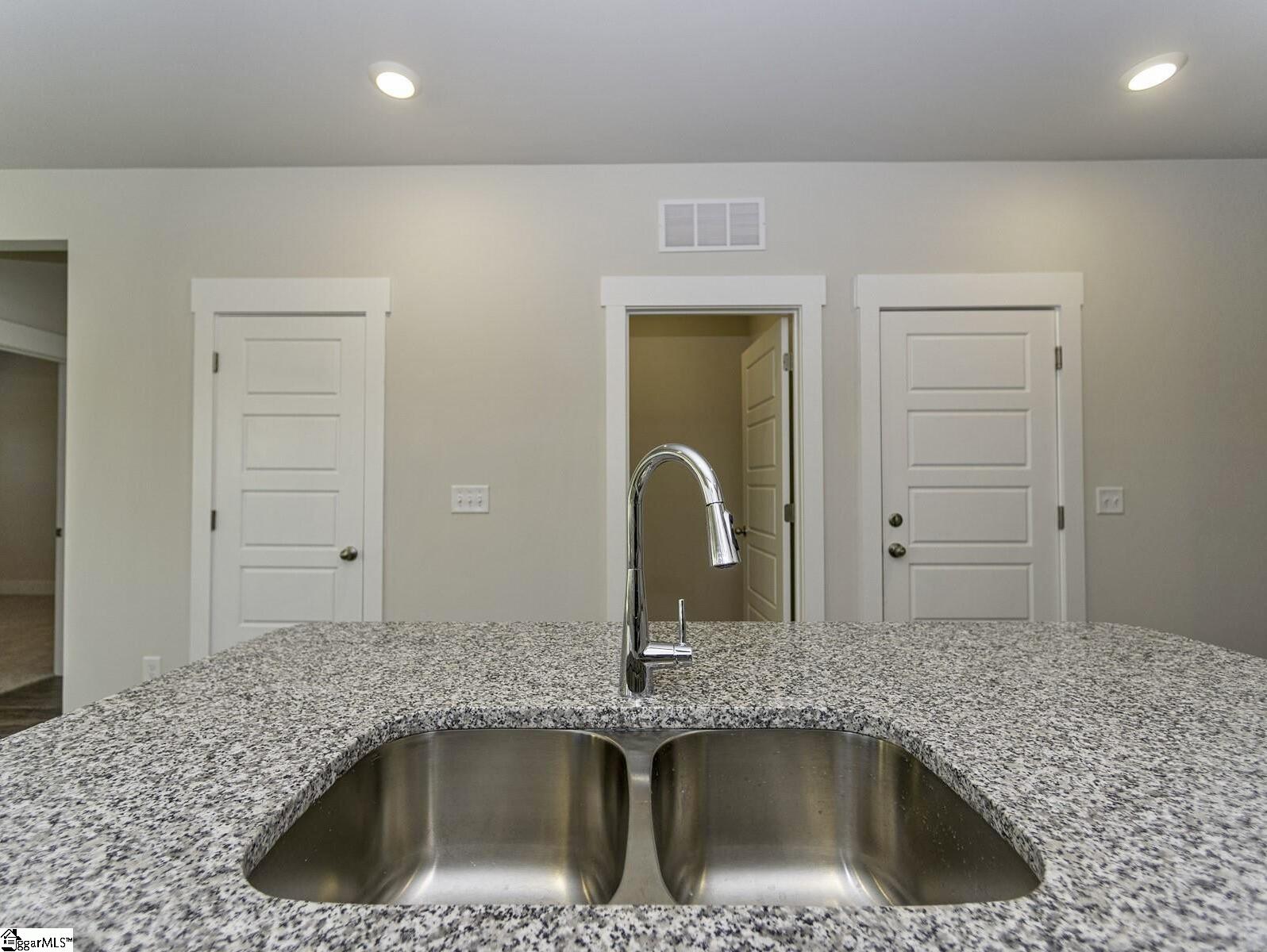 33 Galley, Greenville, South Carolina image 8