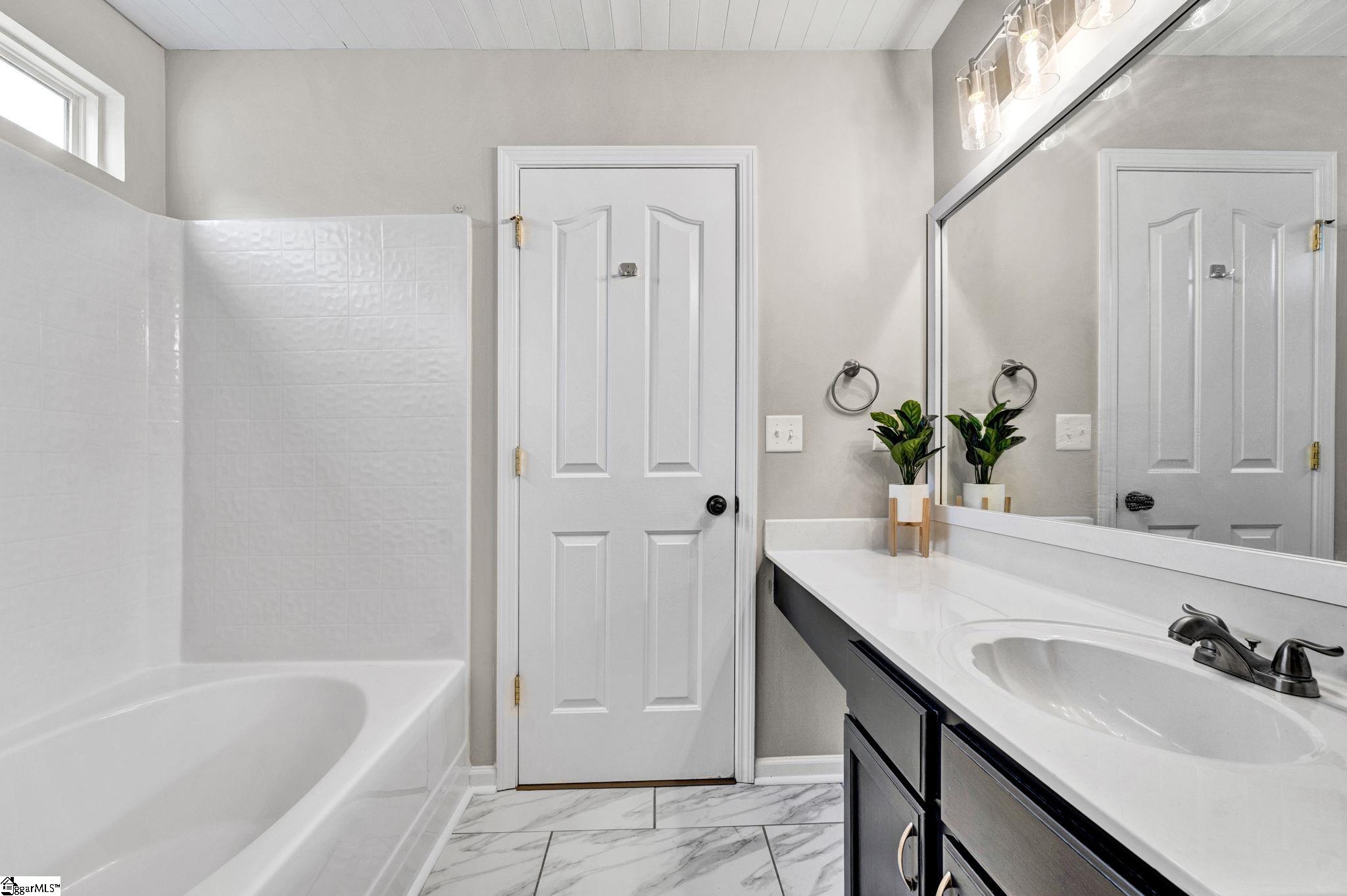 MLS #1555548 image #20