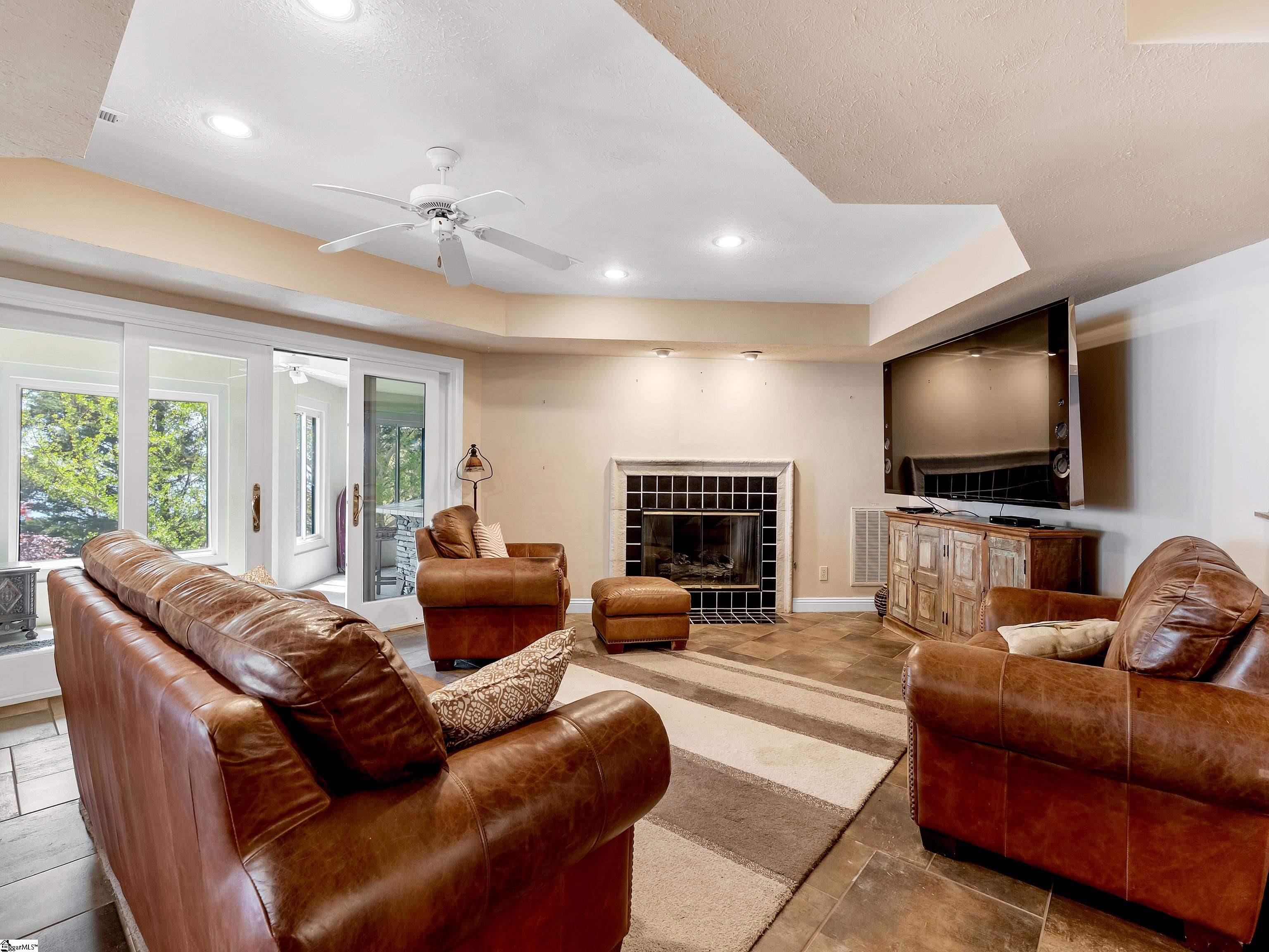 7860 Glassy Ridge, Landrum, South Carolina image 32