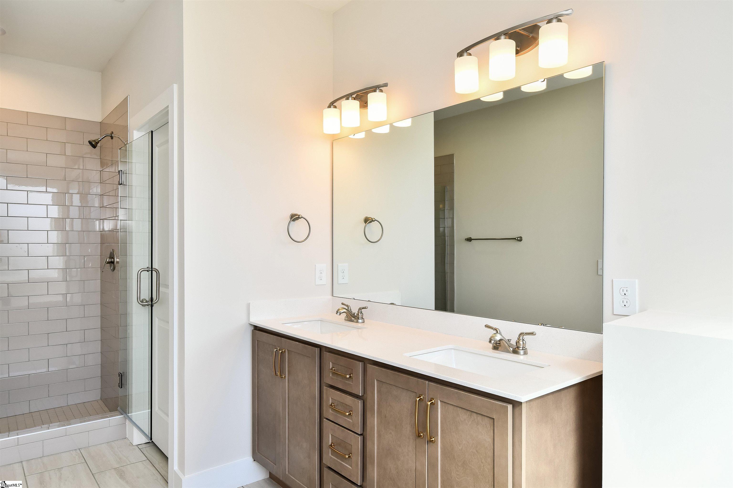 101 Currituck, Greer, South Carolina image 21