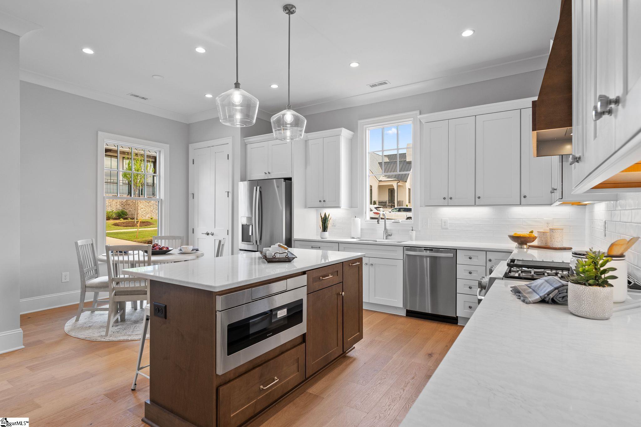 605 Baron, Greenville, South Carolina image 17