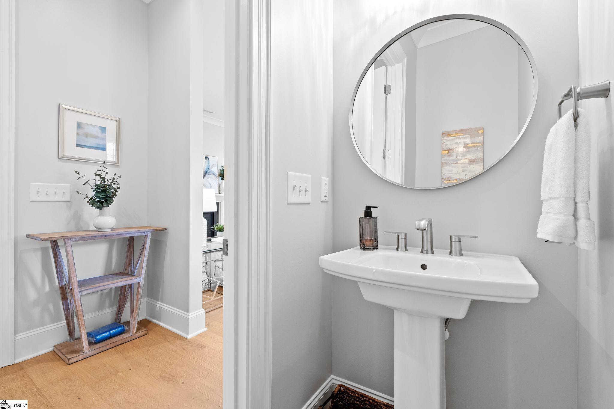605 Baron, Greenville, South Carolina image 25