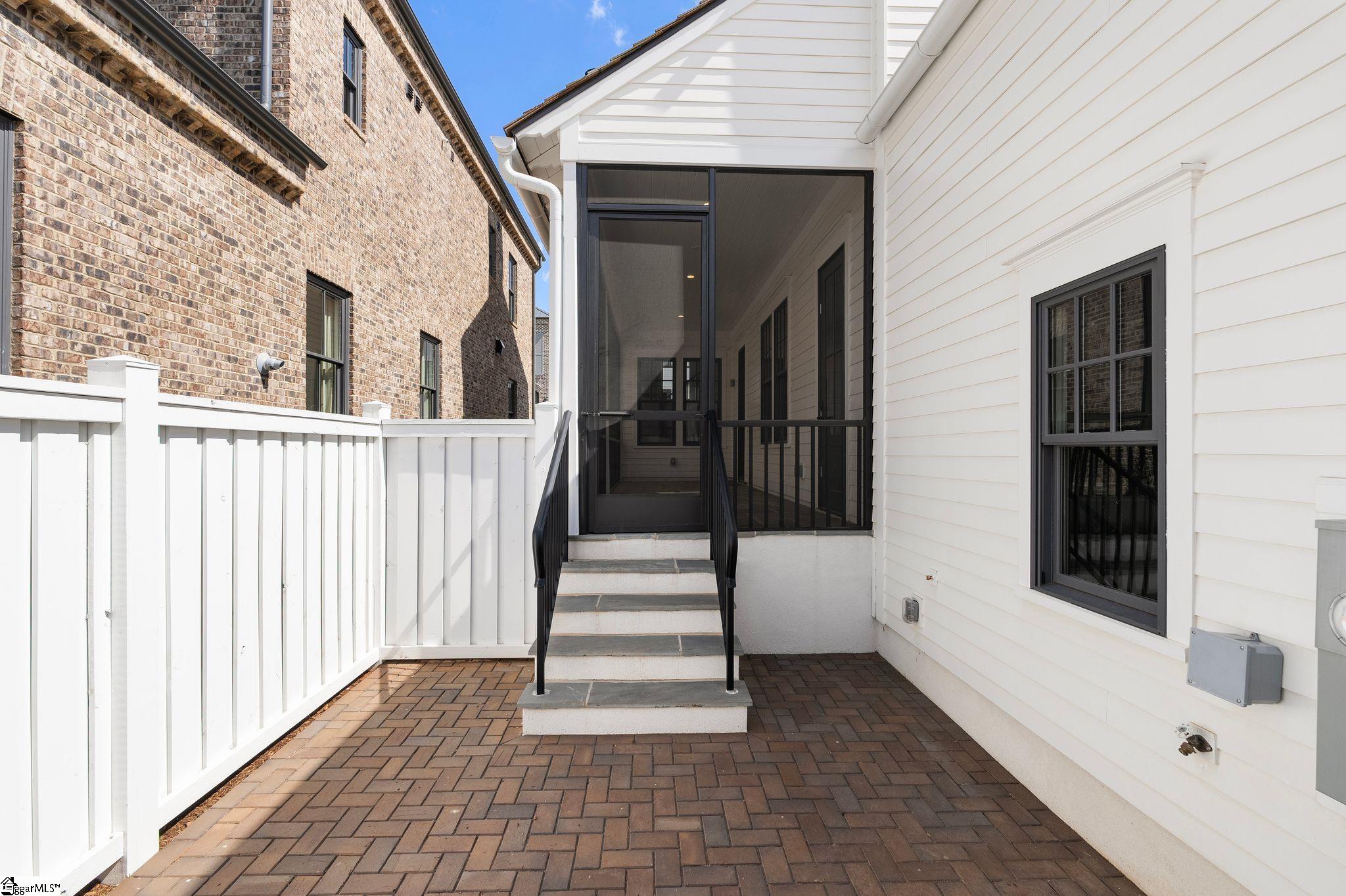605 Baron, Greenville, South Carolina image 8
