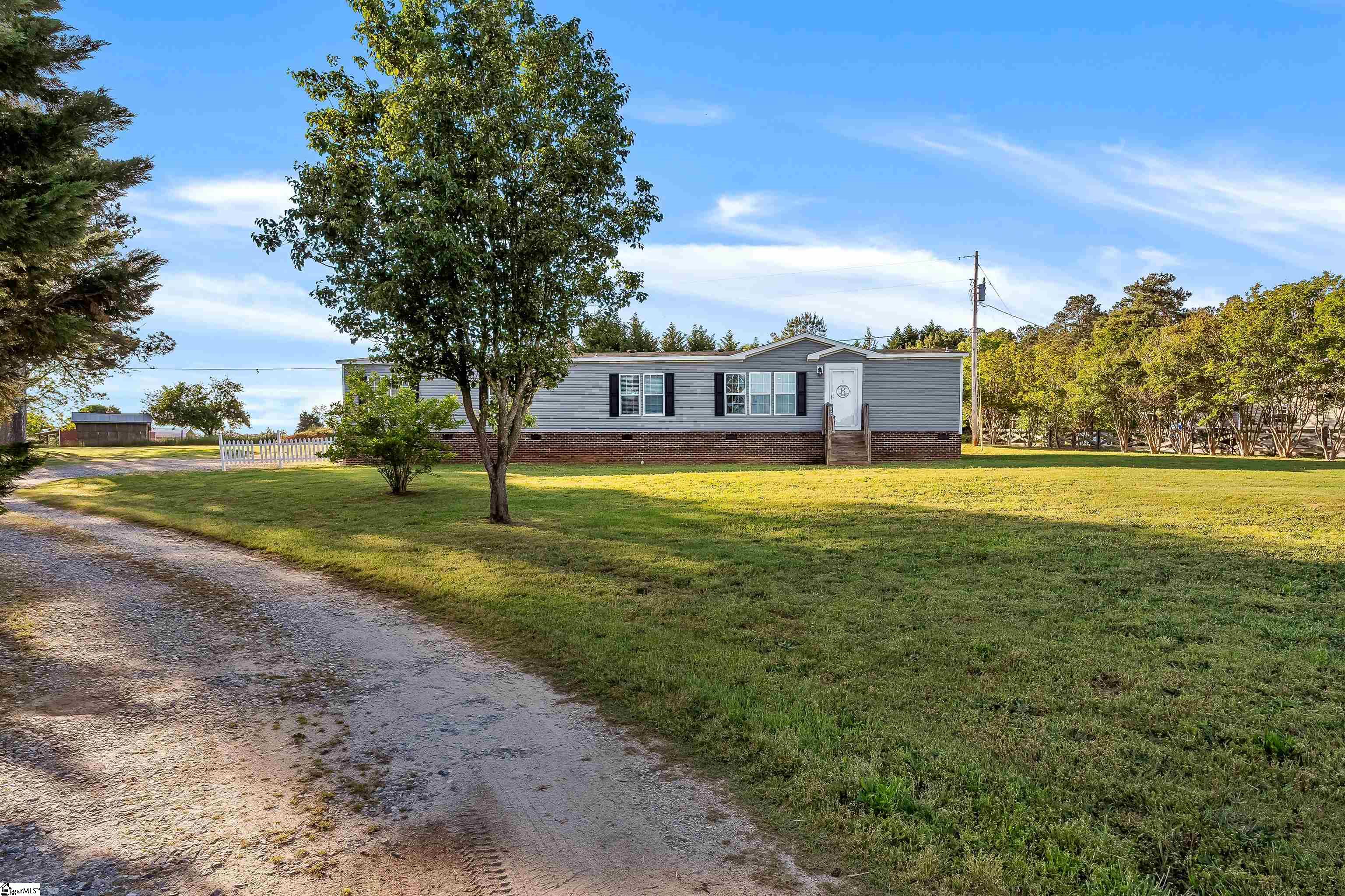4085 Keowee, Honea Path, South Carolina image 2