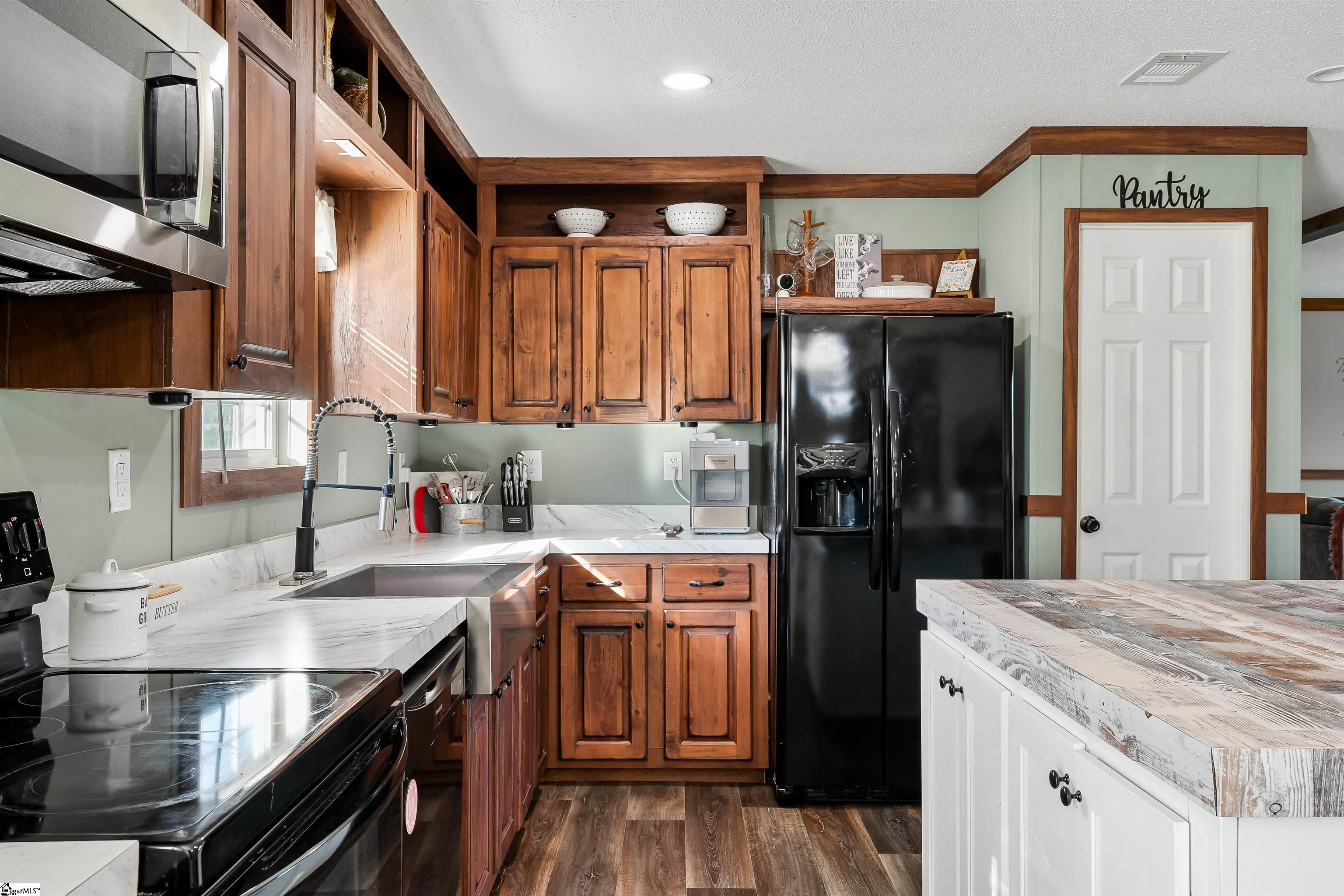 4085 Keowee, Honea Path, South Carolina image 12