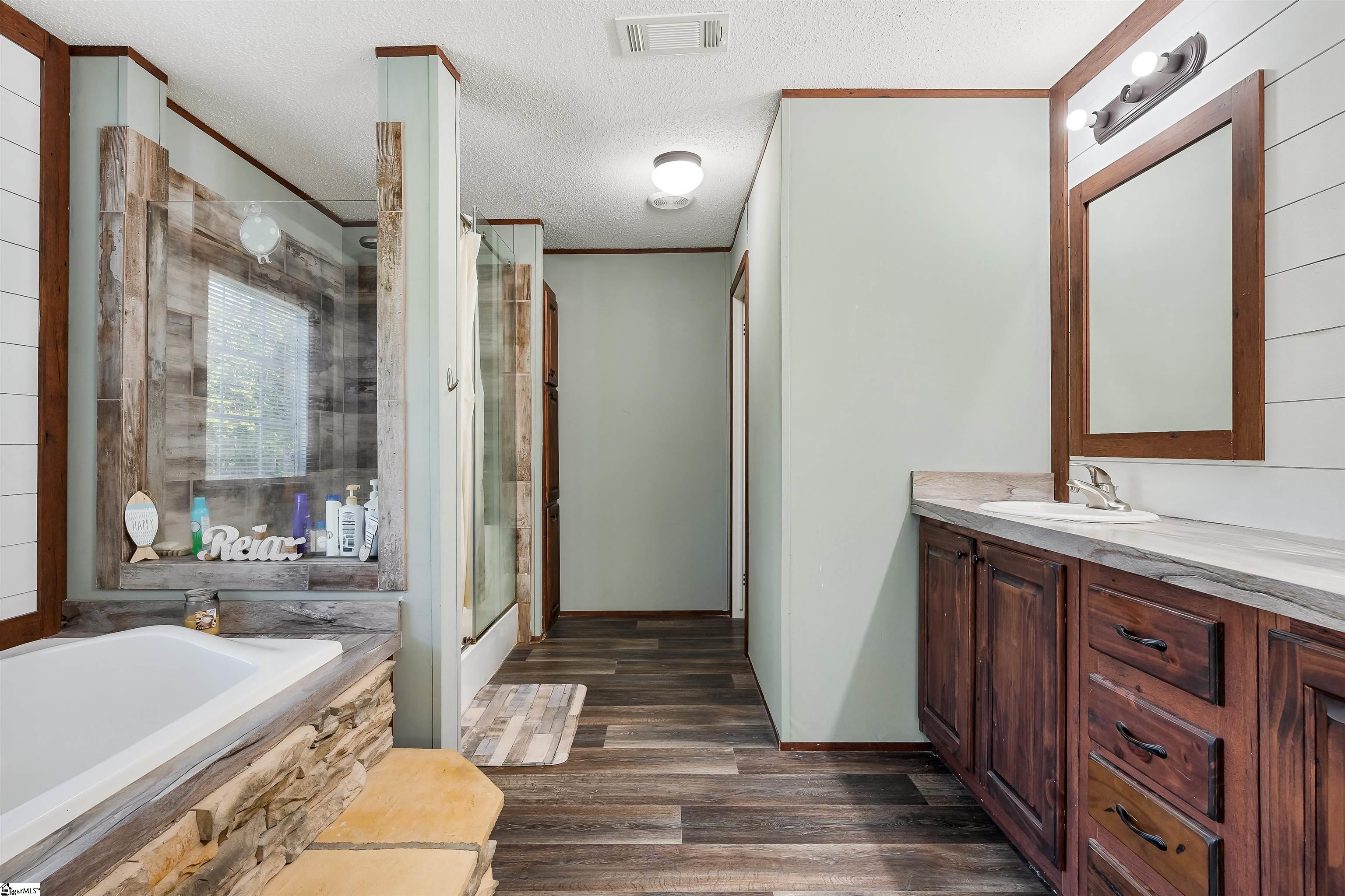 4085 Keowee, Honea Path, South Carolina image 22