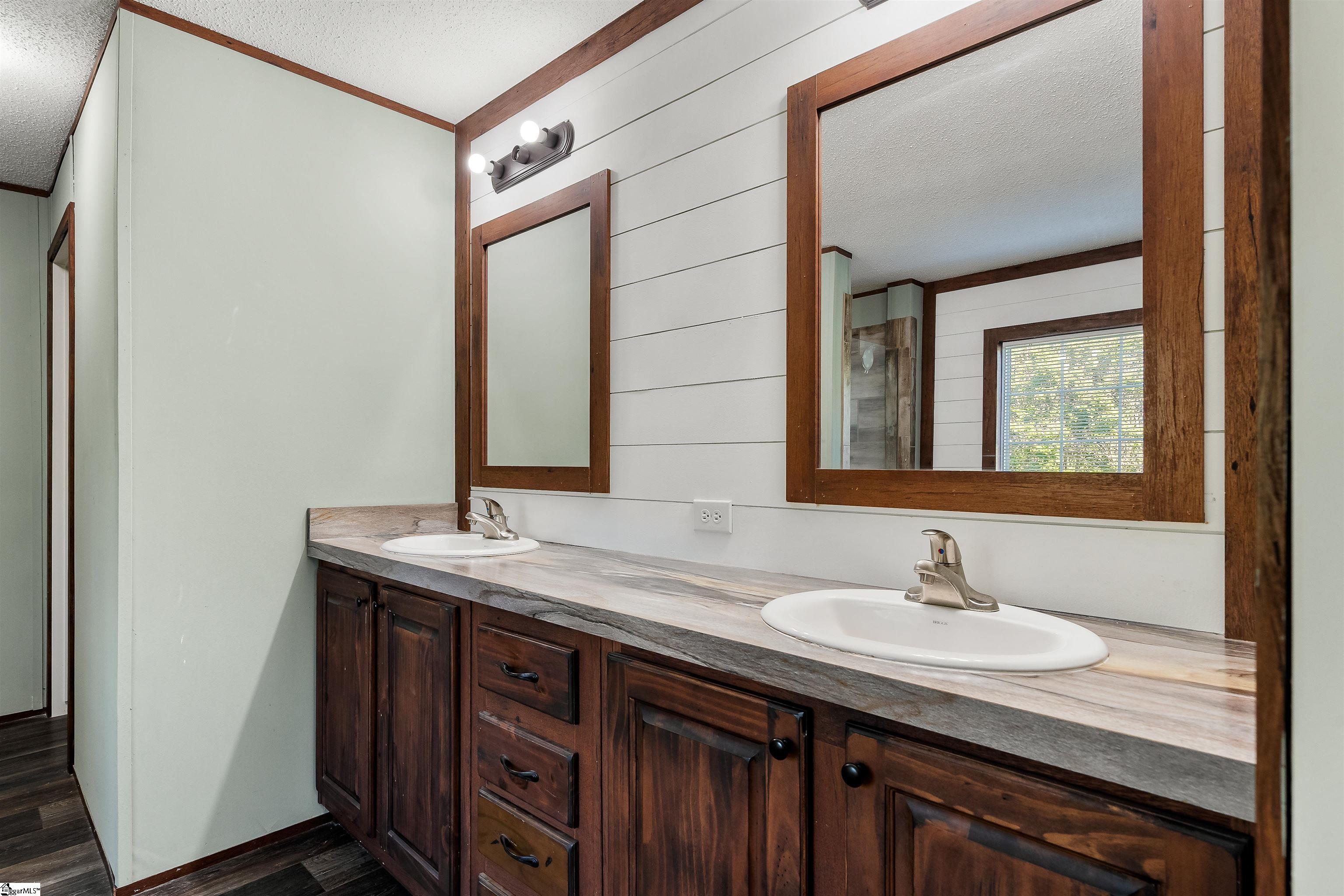 4085 Keowee, Honea Path, South Carolina image 23